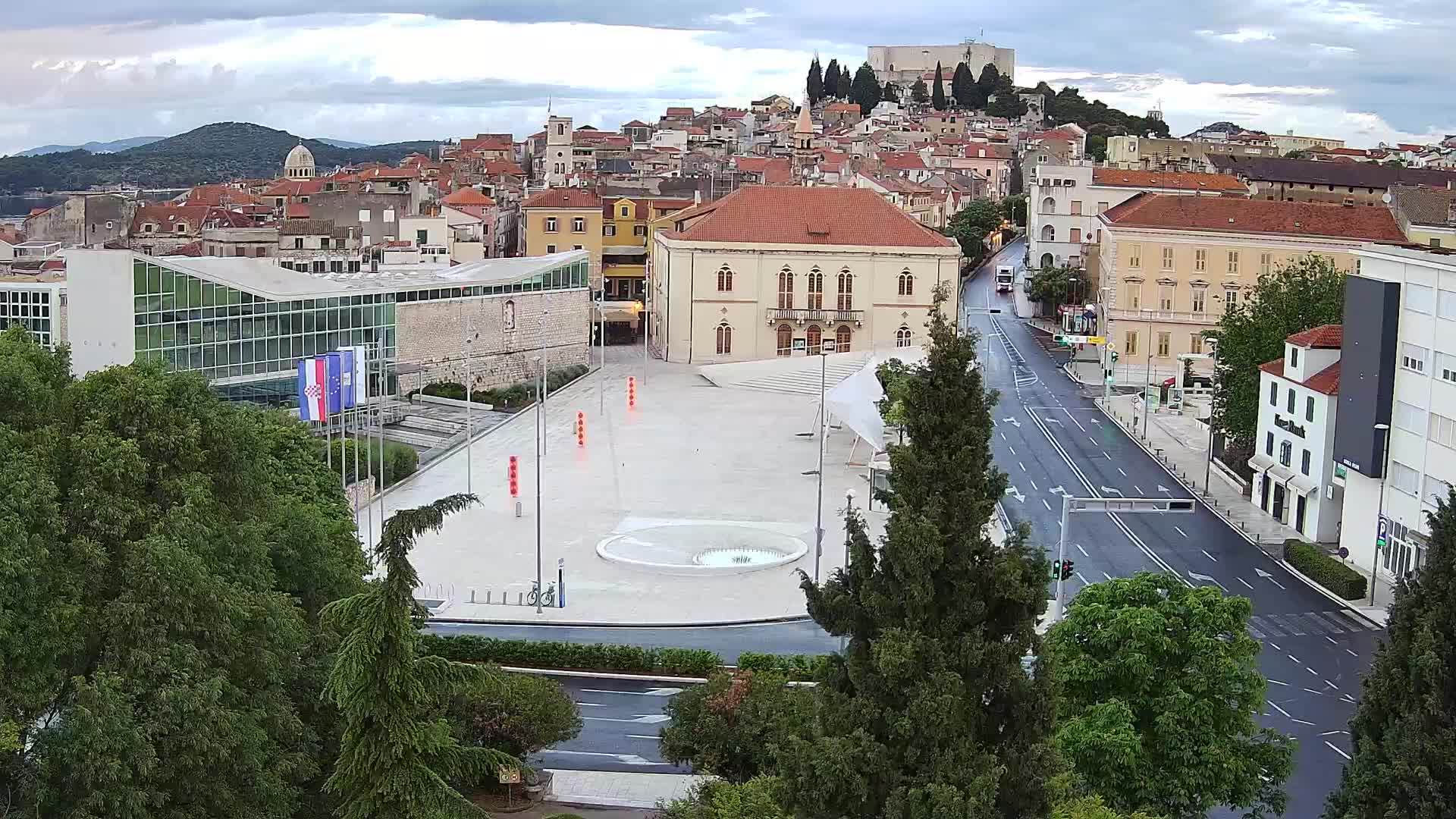 Web Kamera Šibenik – Trg Poljana