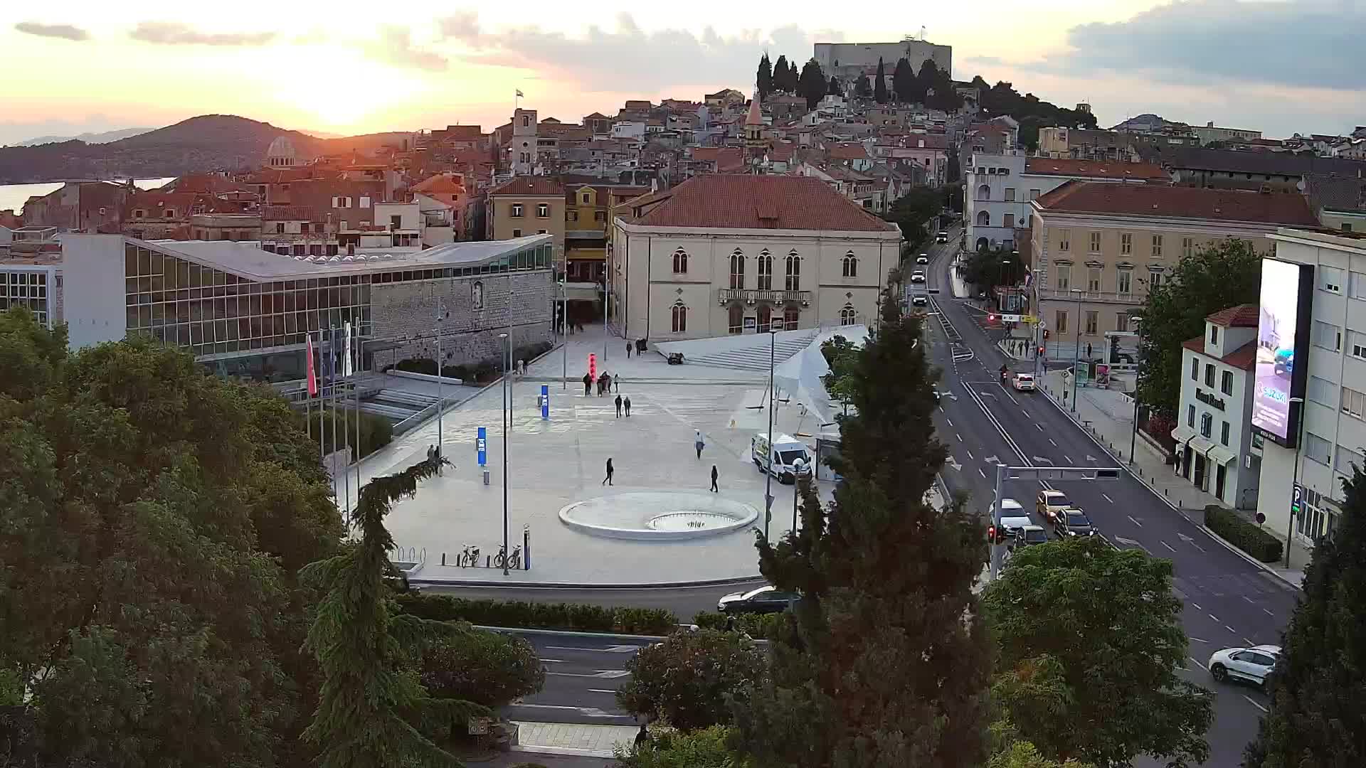 Web Kamera Šibenik – Trg Poljana
