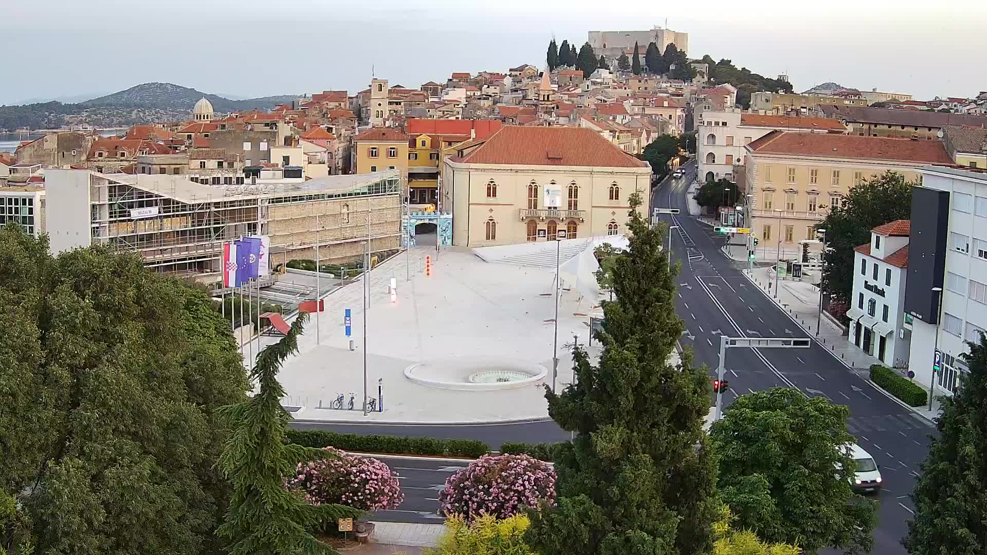 Web Kamera Šibenik – Trg Poljana