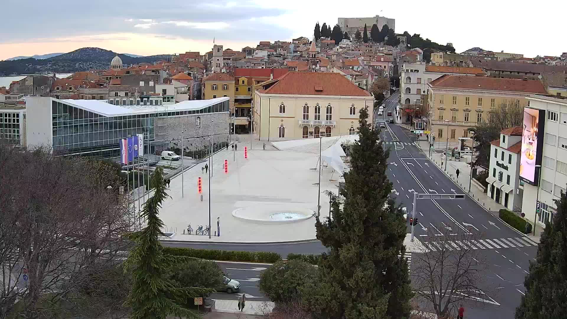 Web Kamera Šibenik – Trg Poljana