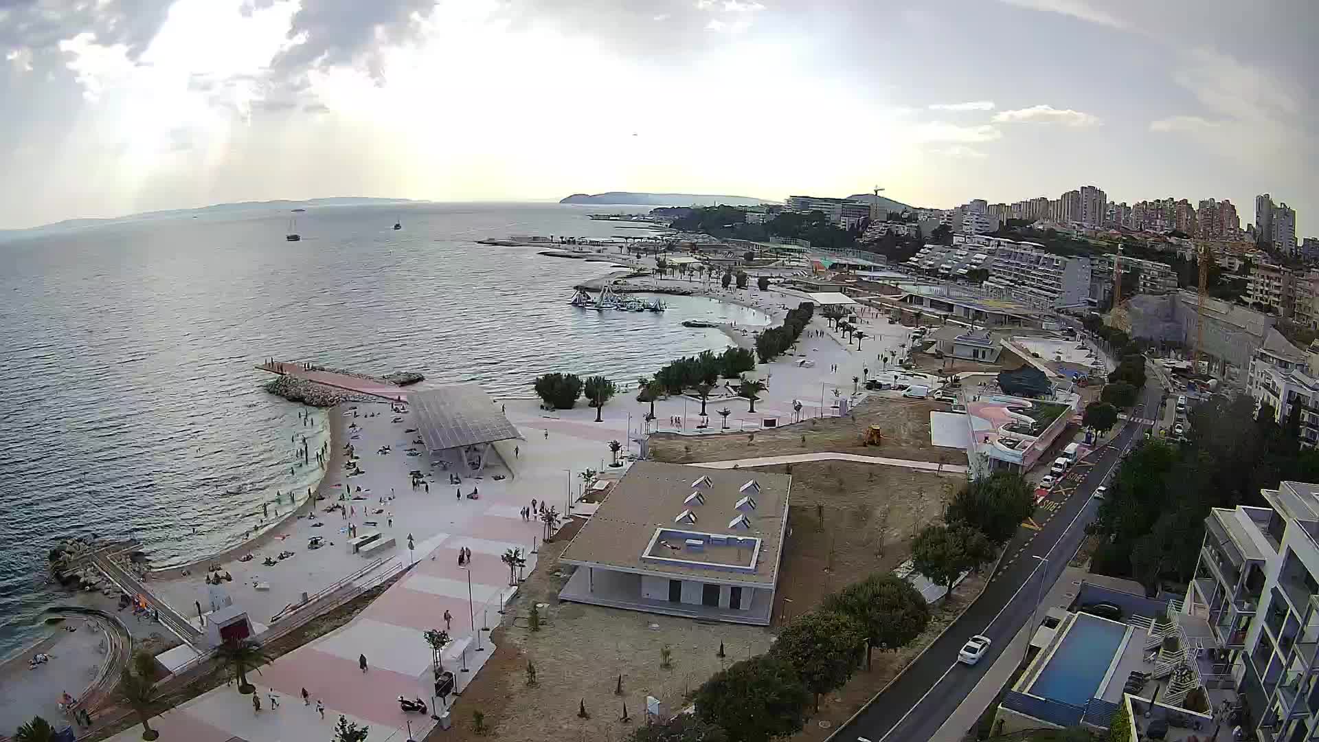 Split – Prenova platoja Žnjan