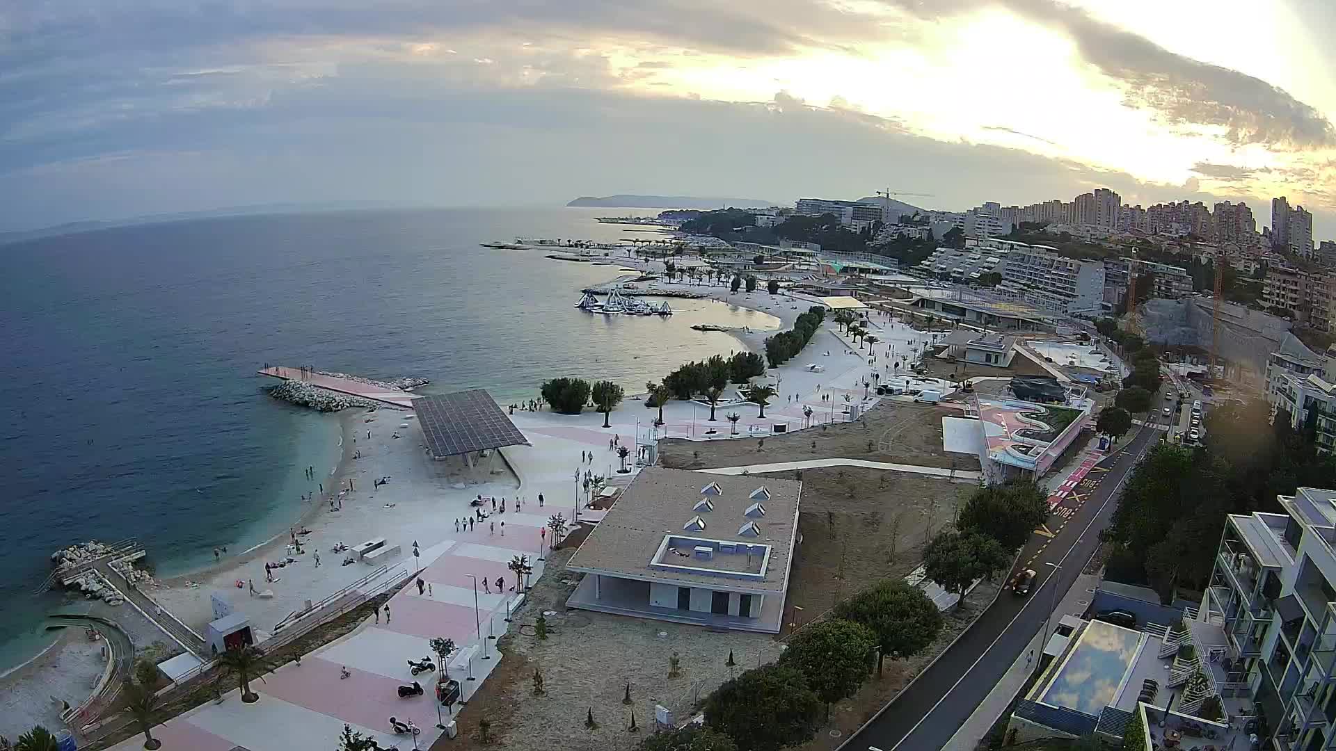 Split – Prenova platoja Žnjan