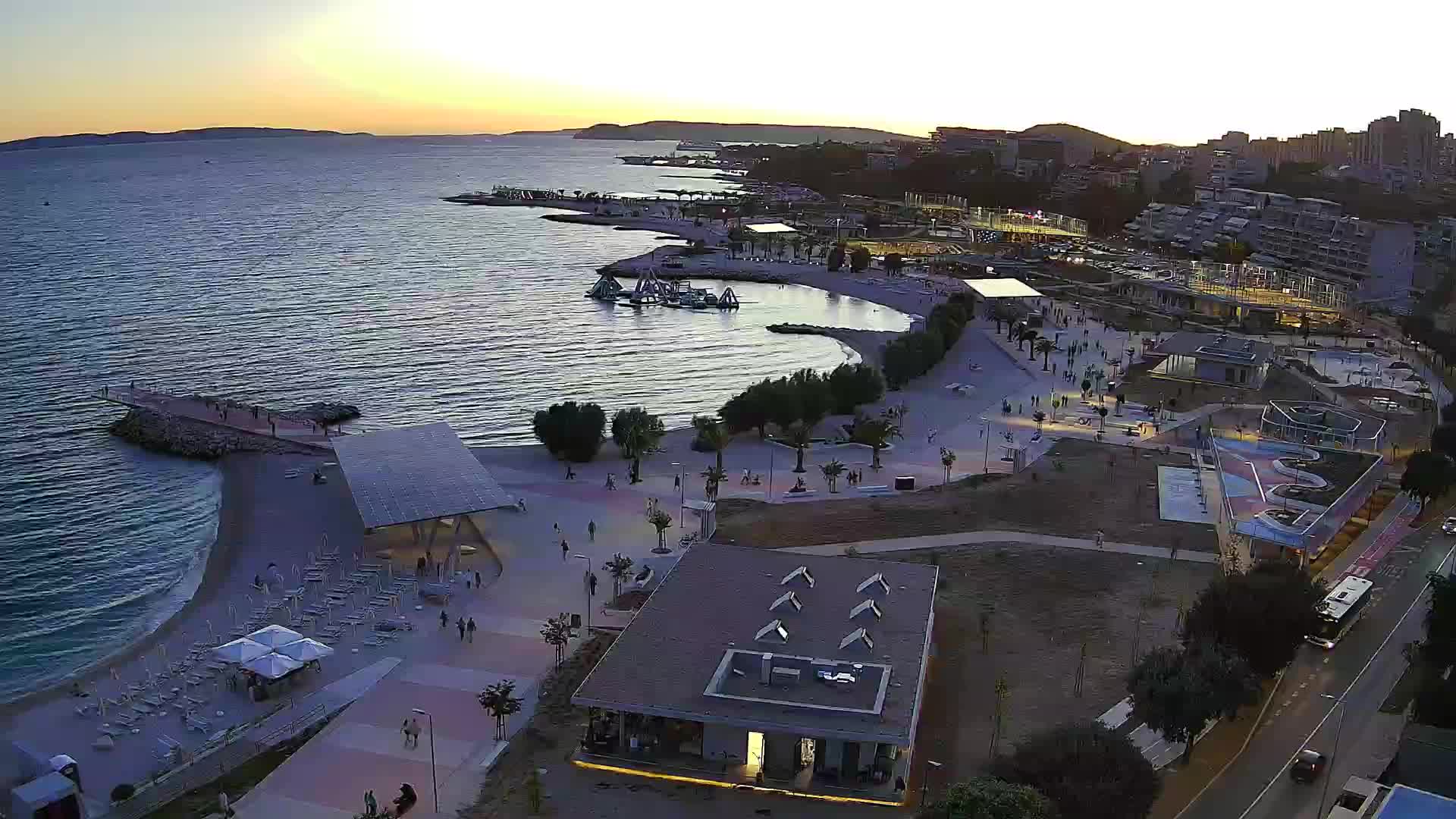 Split – Prenova platoja Žnjan