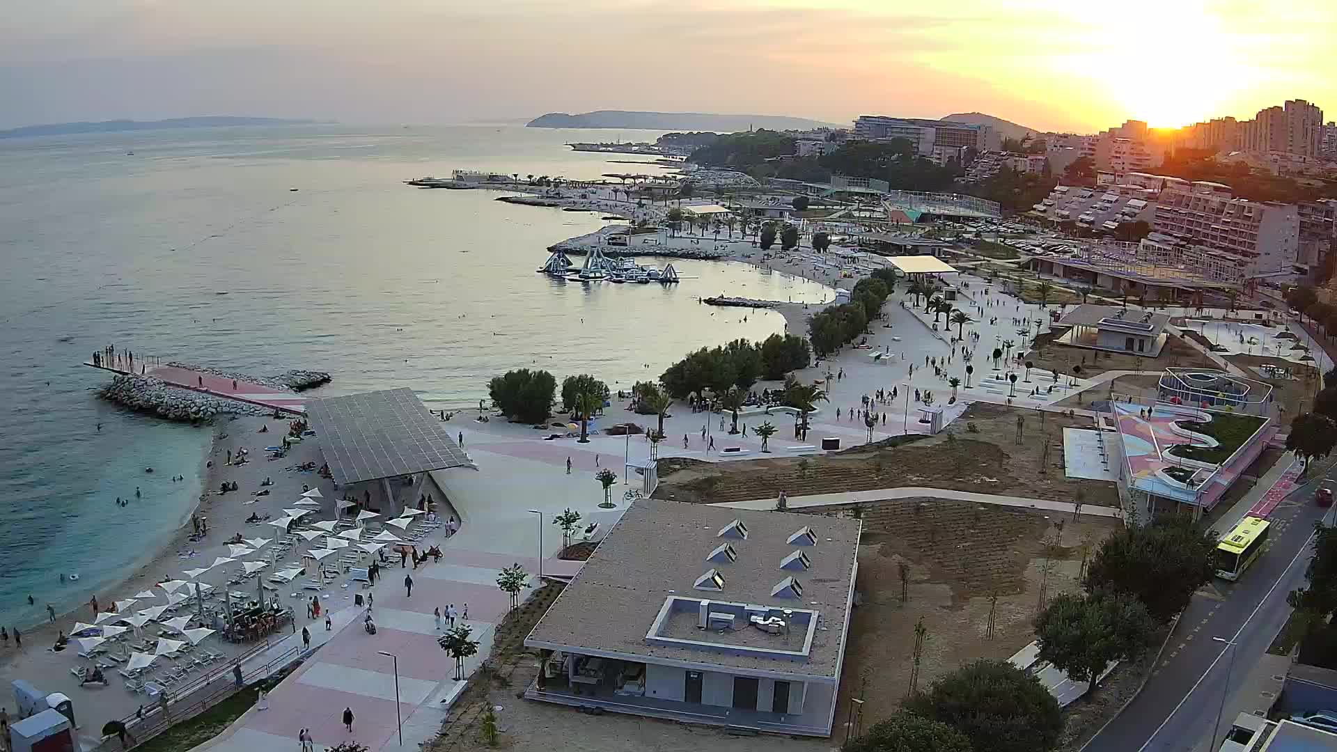 Split – Prenova platoja Žnjan