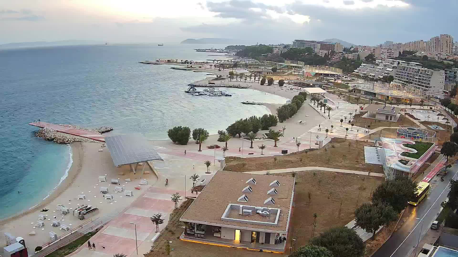 Split – Prenova platoja Žnjan