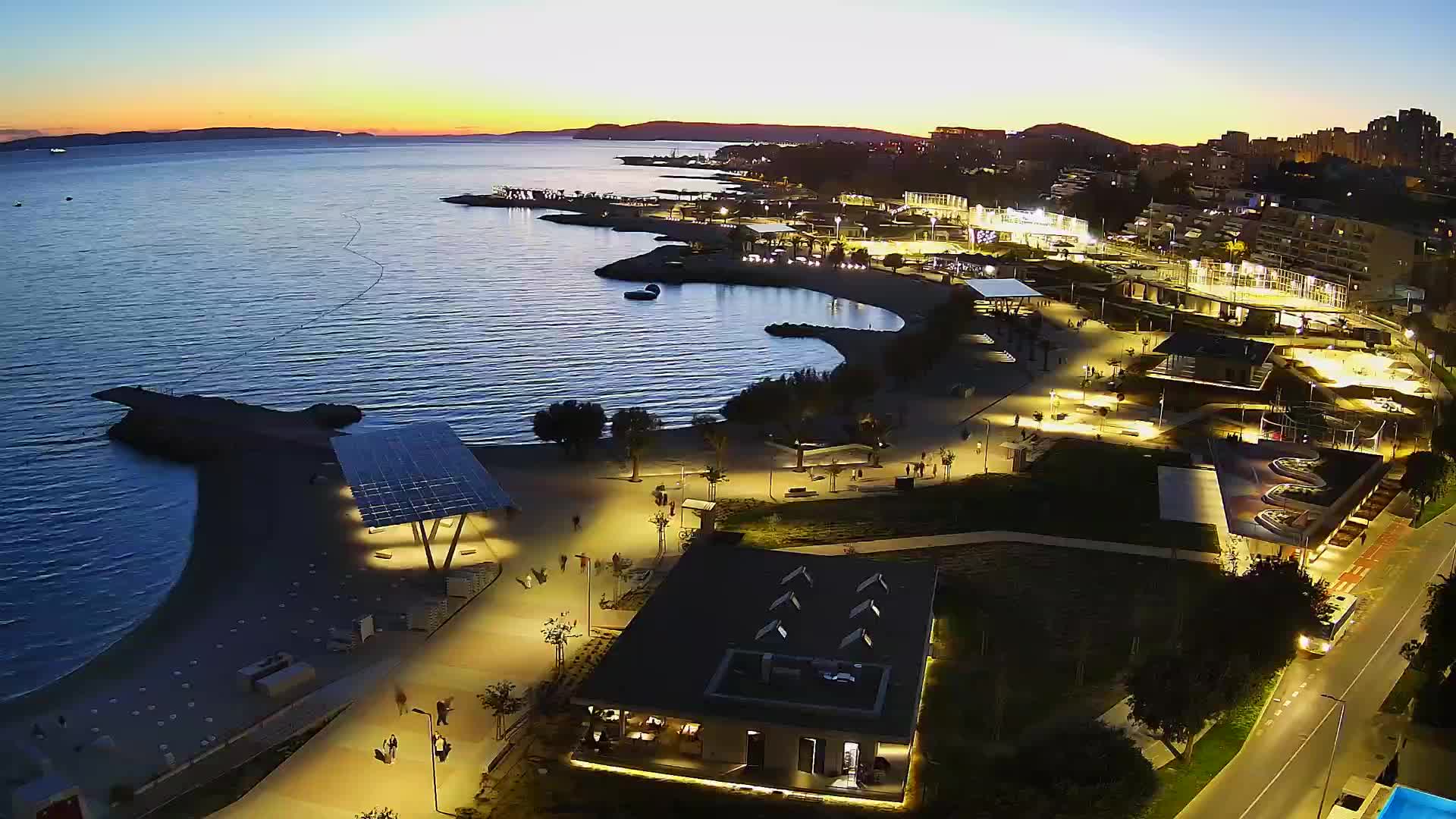 Split – Prenova platoja Žnjan