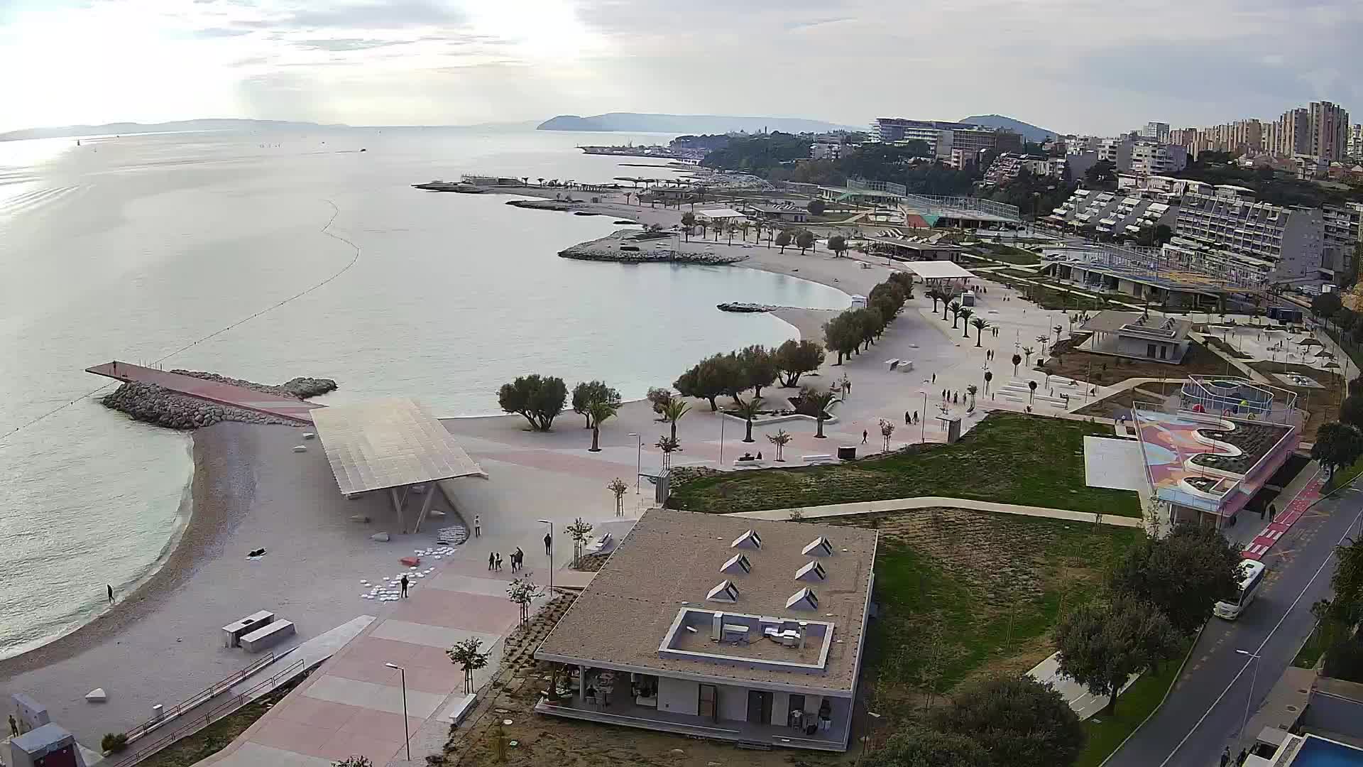 Split – Prenova platoja Žnjan
