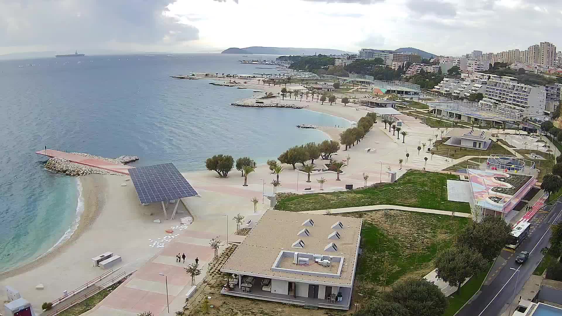 Split – Prenova platoja Žnjan