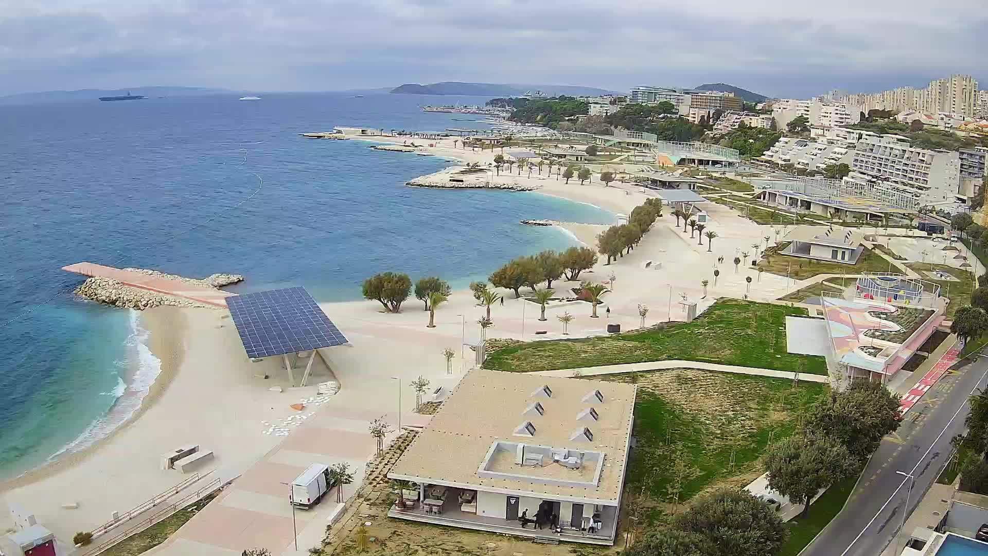 Split – Prenova platoja Žnjan