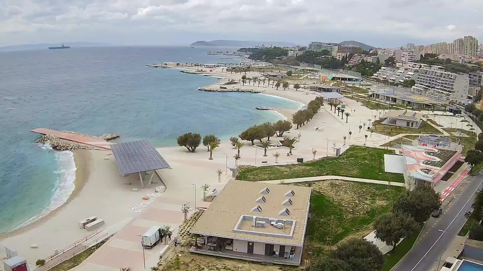 Split – Prenova platoja Žnjan