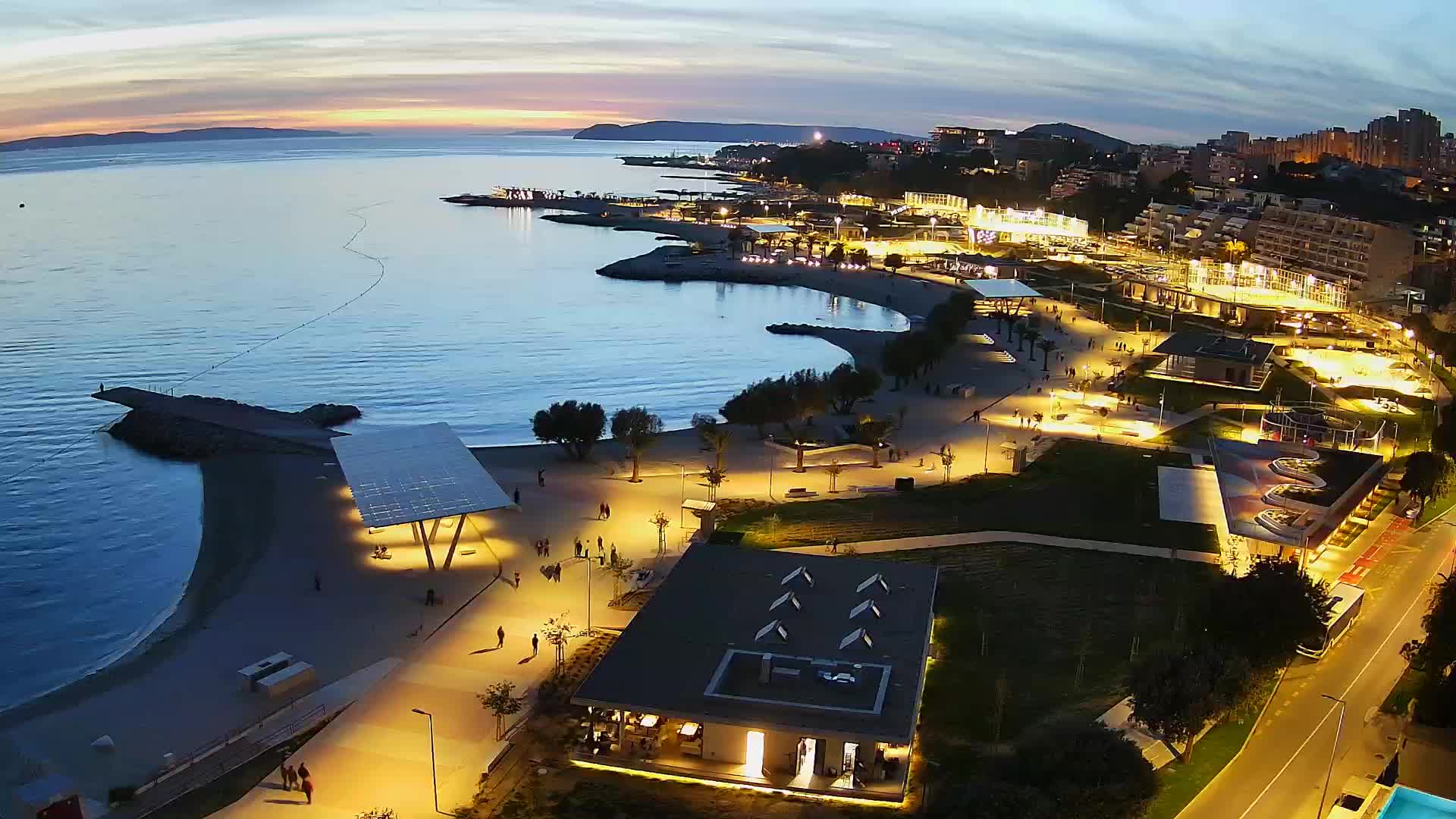 Split – Prenova platoja Žnjan