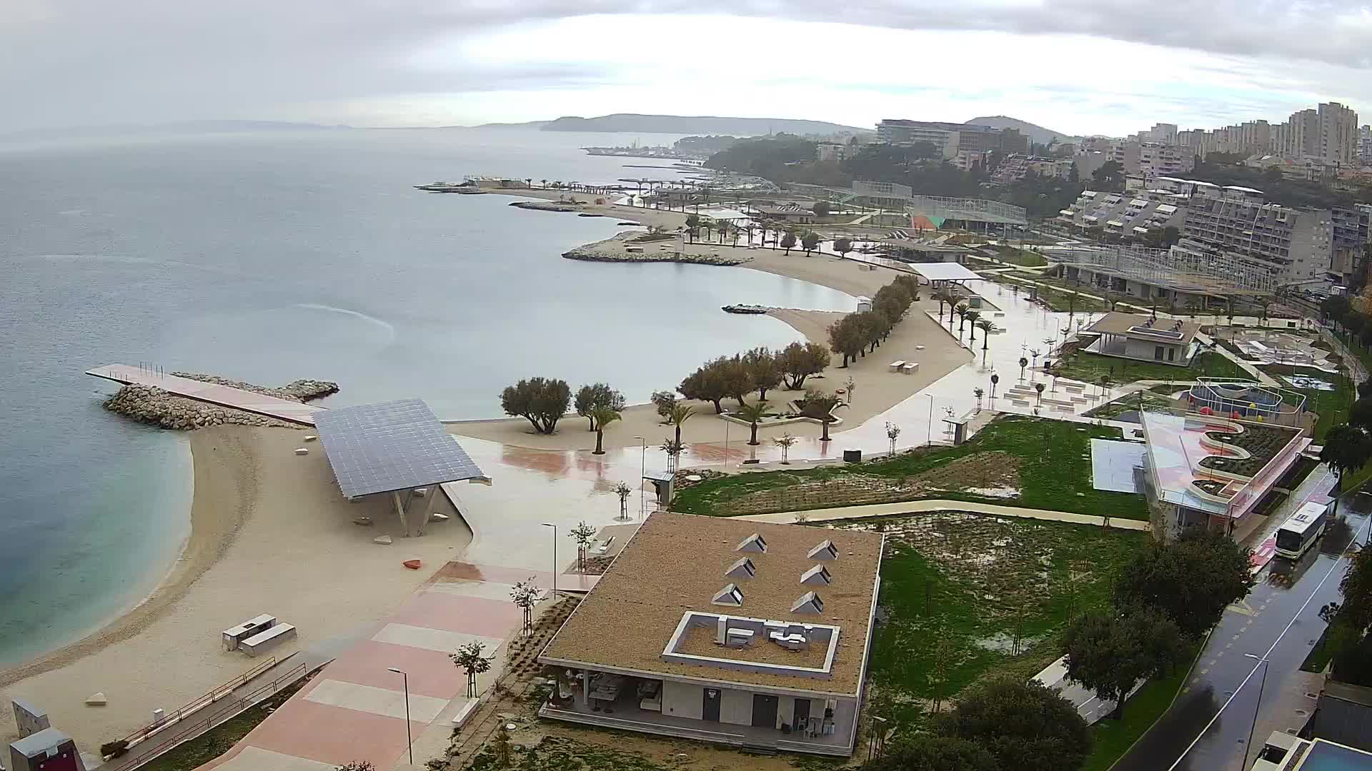 Split – Prenova platoja Žnjan