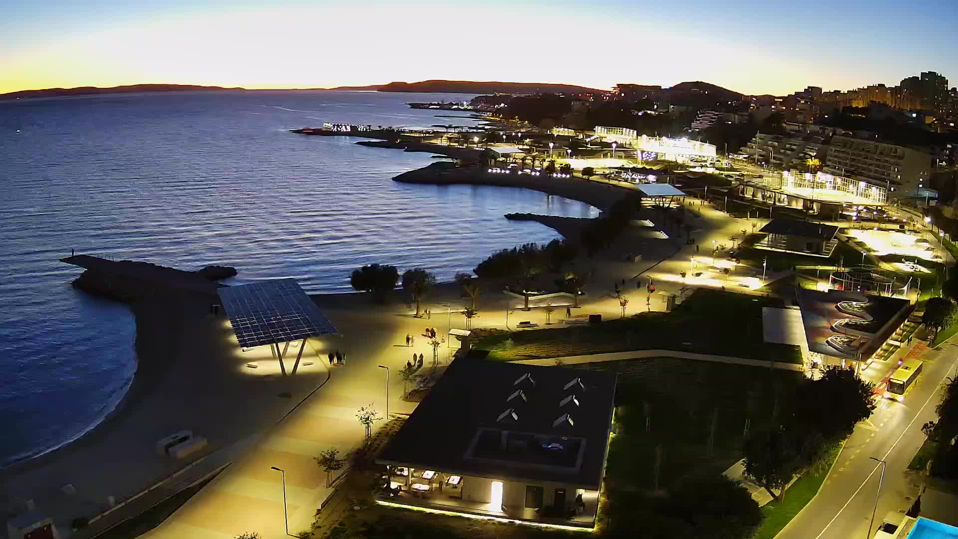 Split – Prenova platoja Žnjan