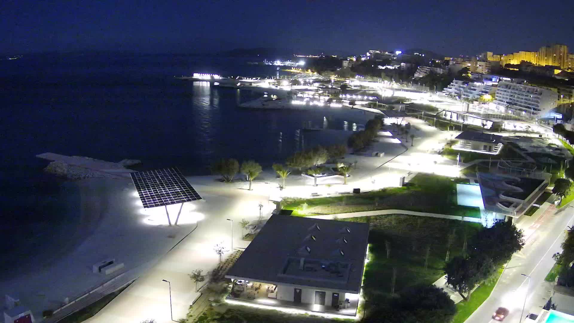 Split – Prenova platoja Žnjan