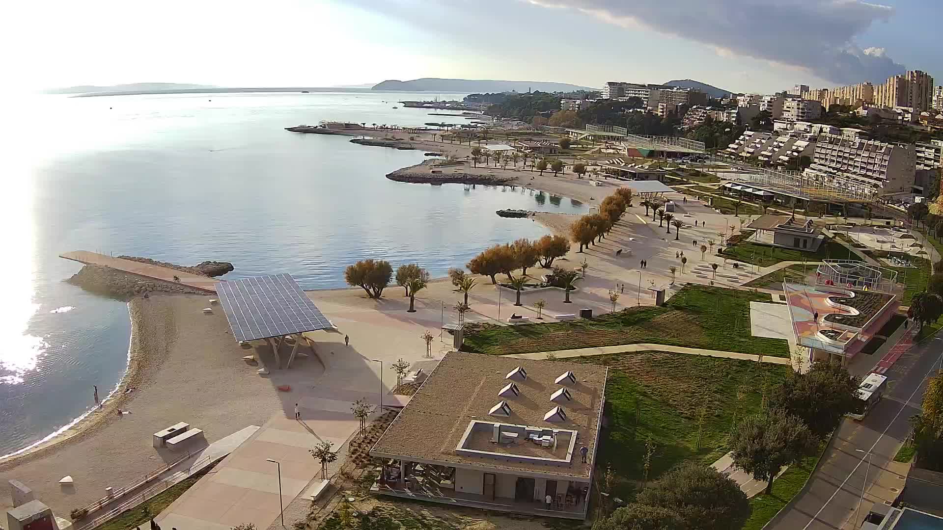 Split – Prenova platoja Žnjan