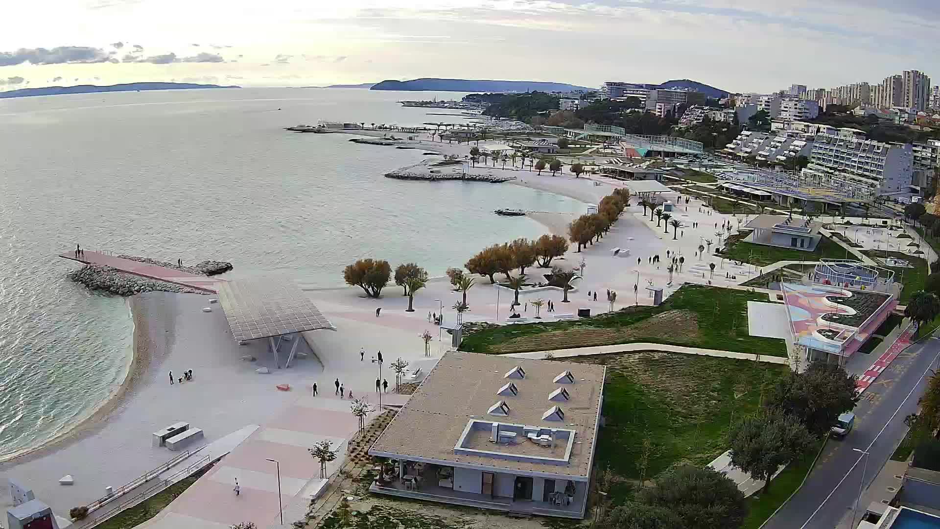 Split – Prenova platoja Žnjan