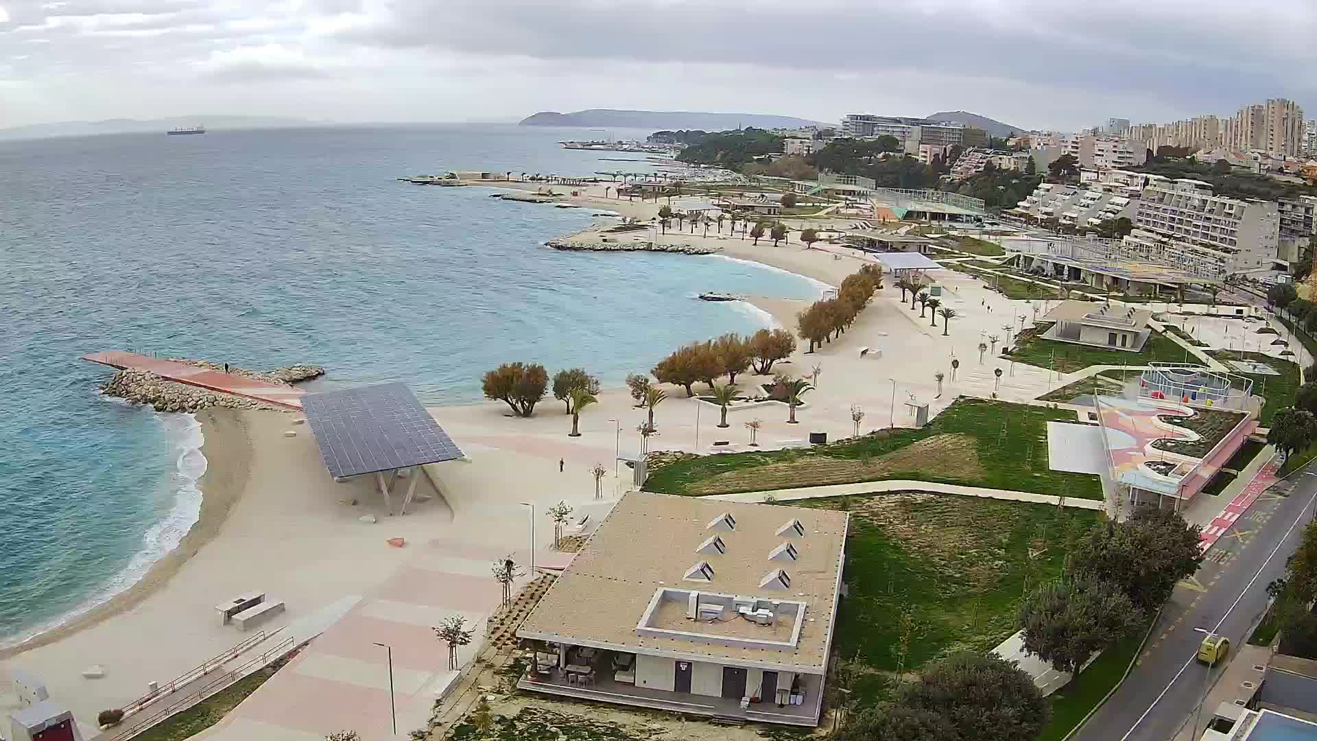 Split – Prenova platoja Žnjan