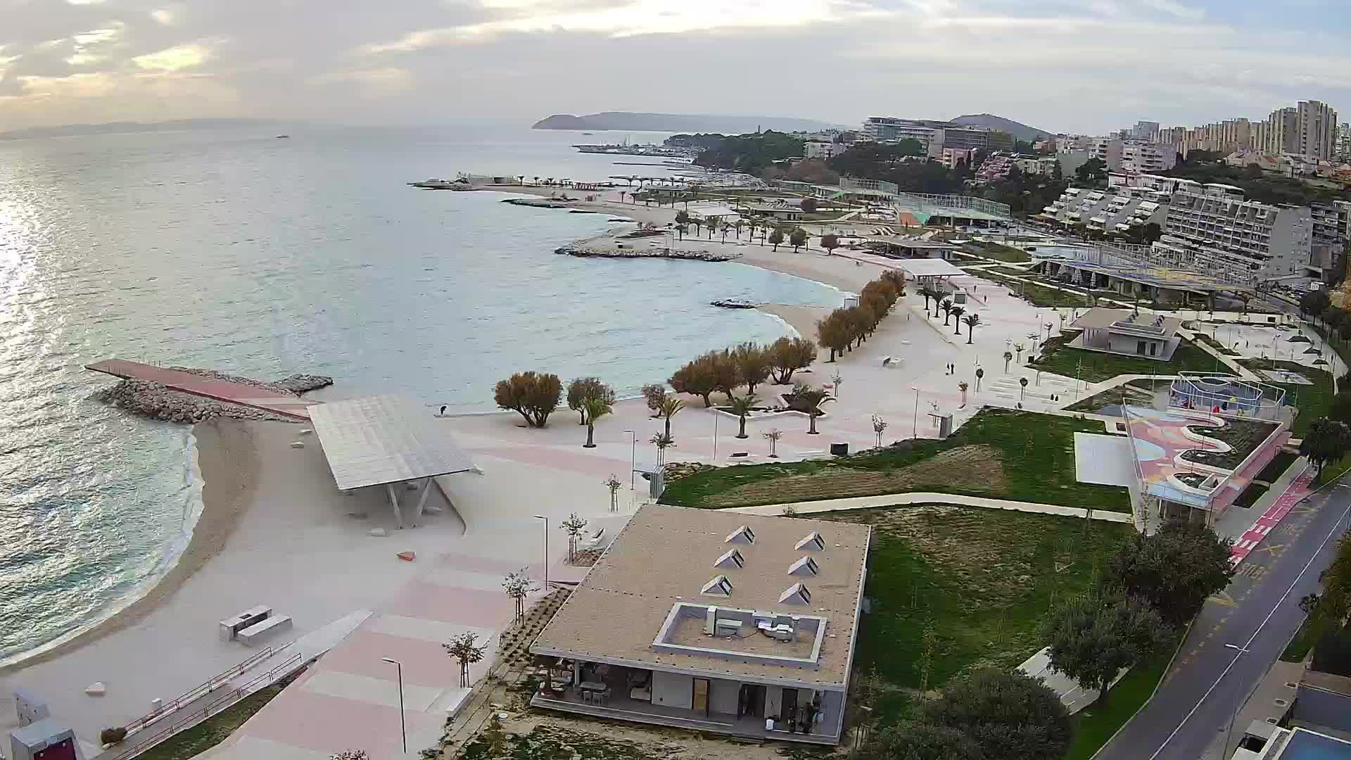 Split – Prenova platoja Žnjan