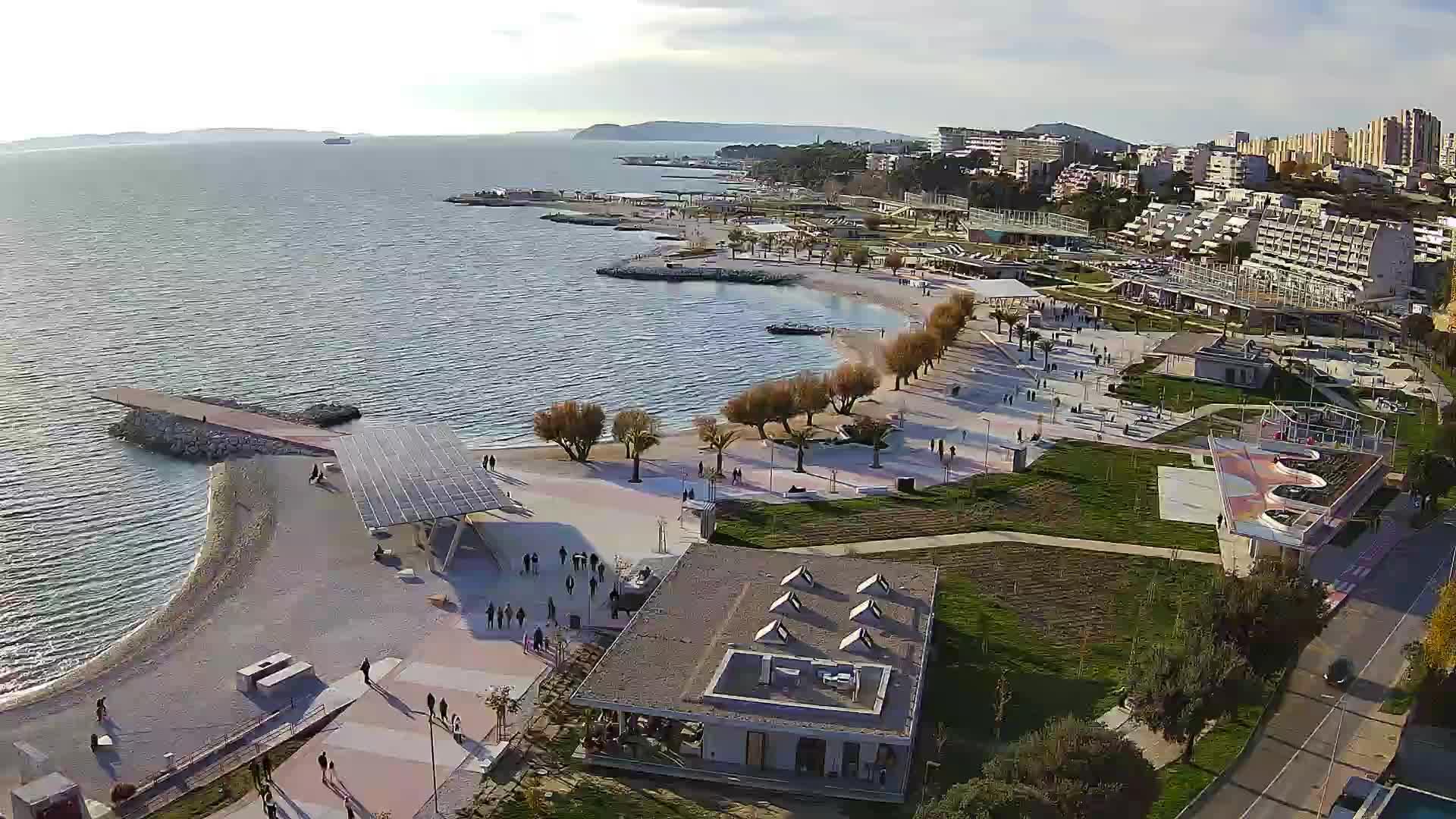 Split – Prenova platoja Žnjan