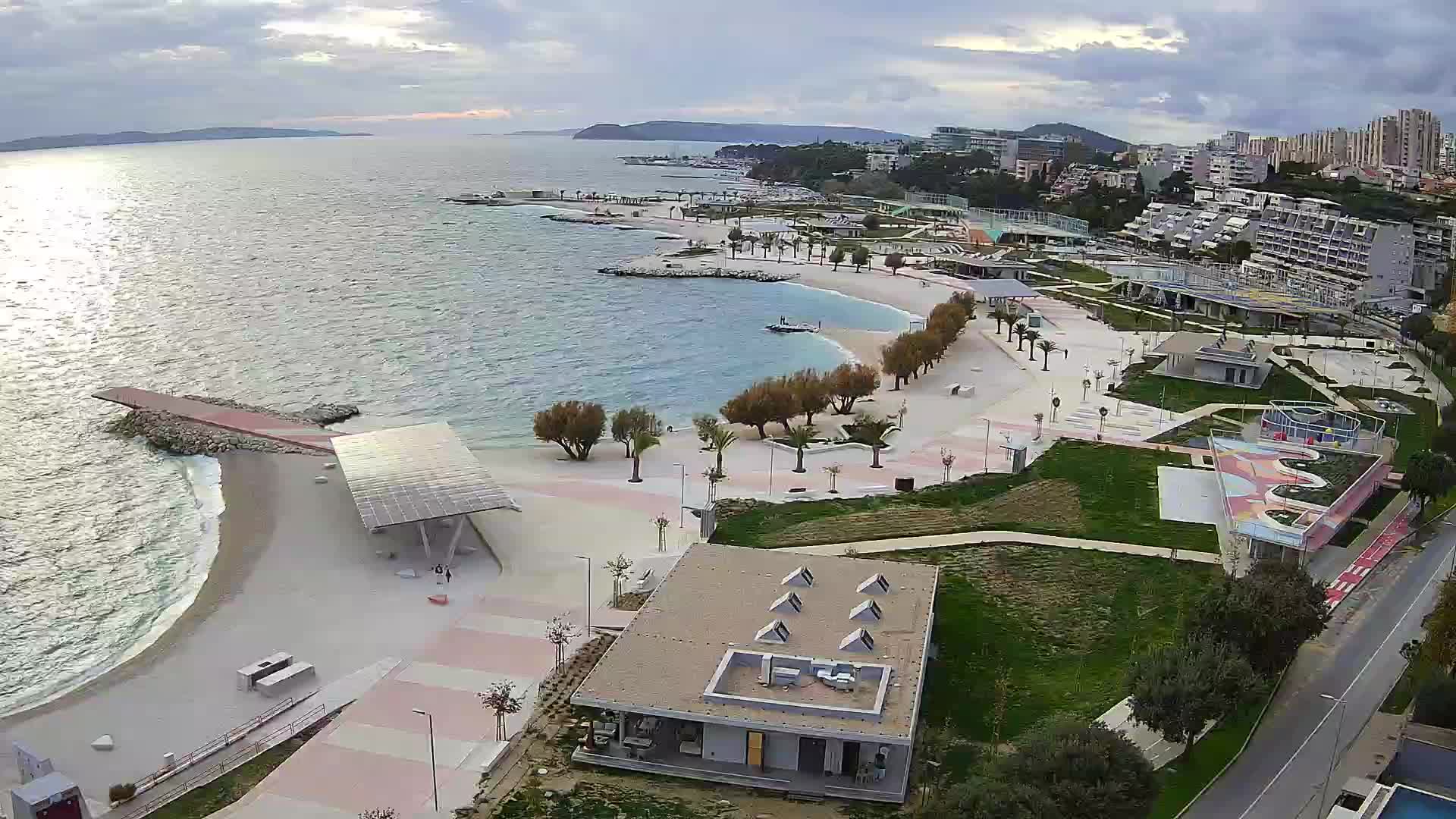 Split – Prenova platoja Žnjan