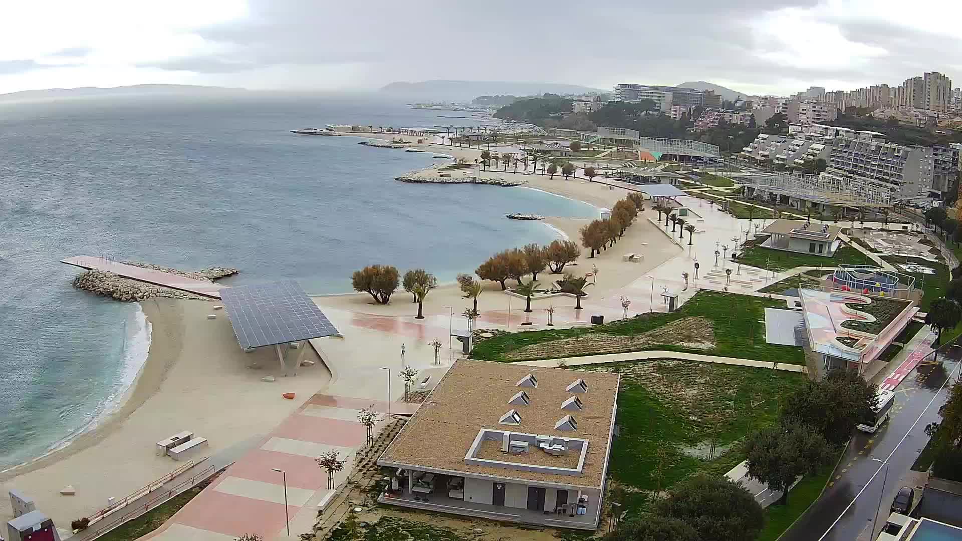 Split – Prenova platoja Žnjan