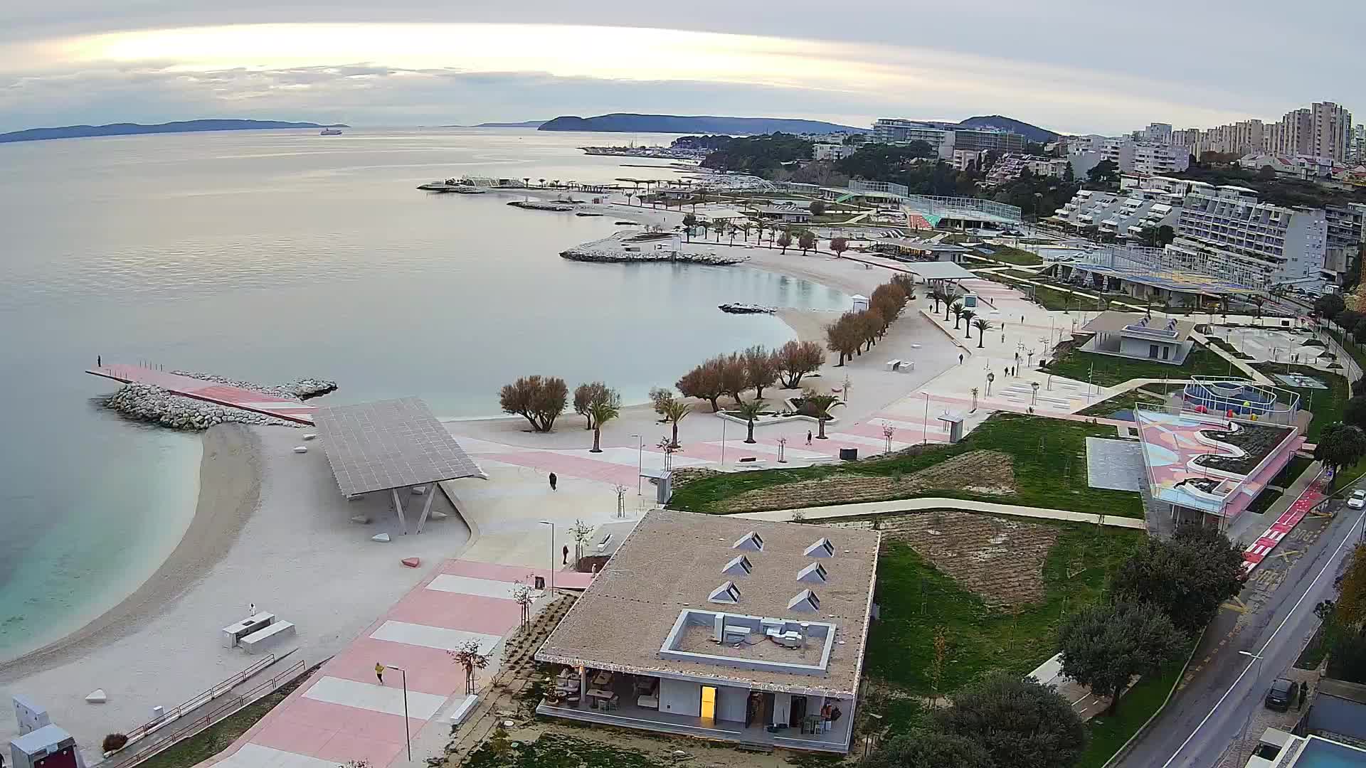 Split – Prenova platoja Žnjan