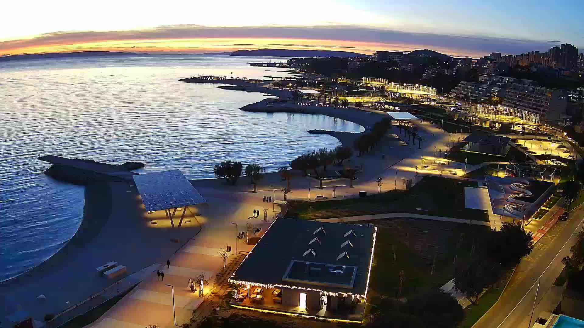 Split – Prenova platoja Žnjan