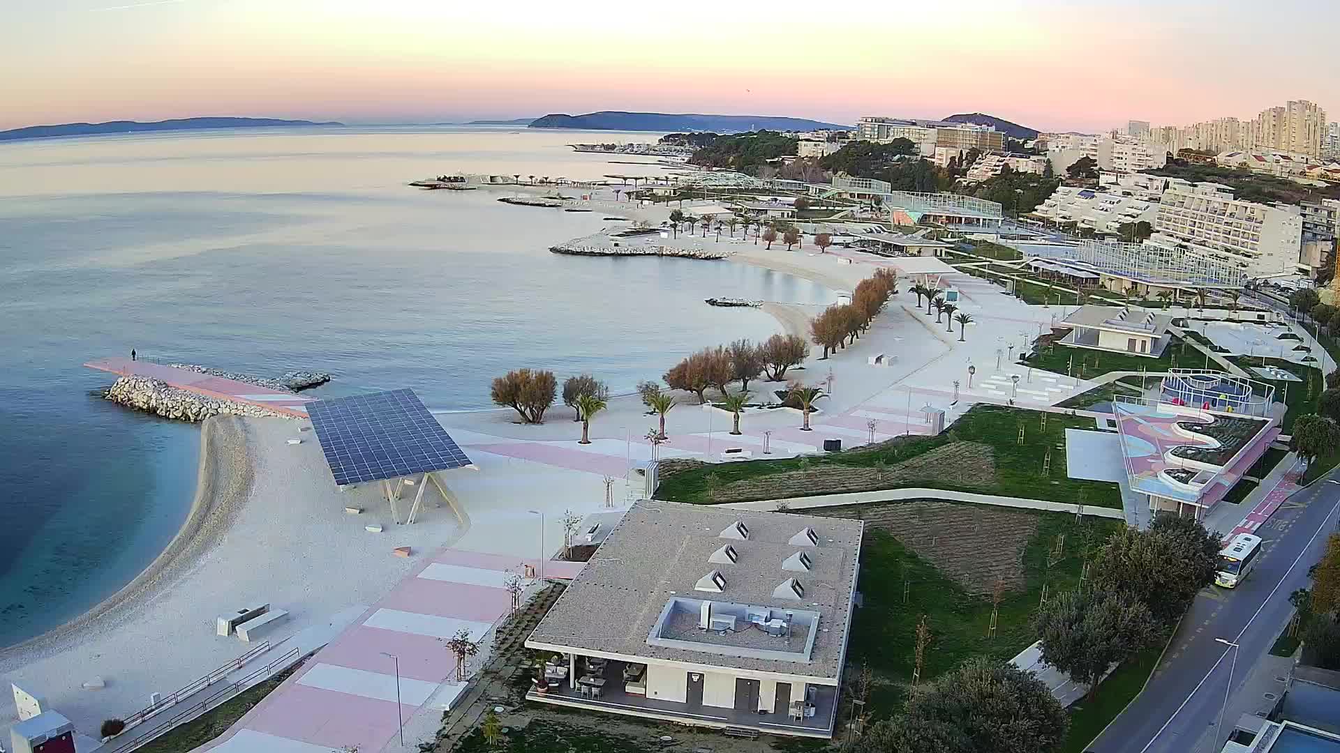 Split – Prenova platoja Žnjan