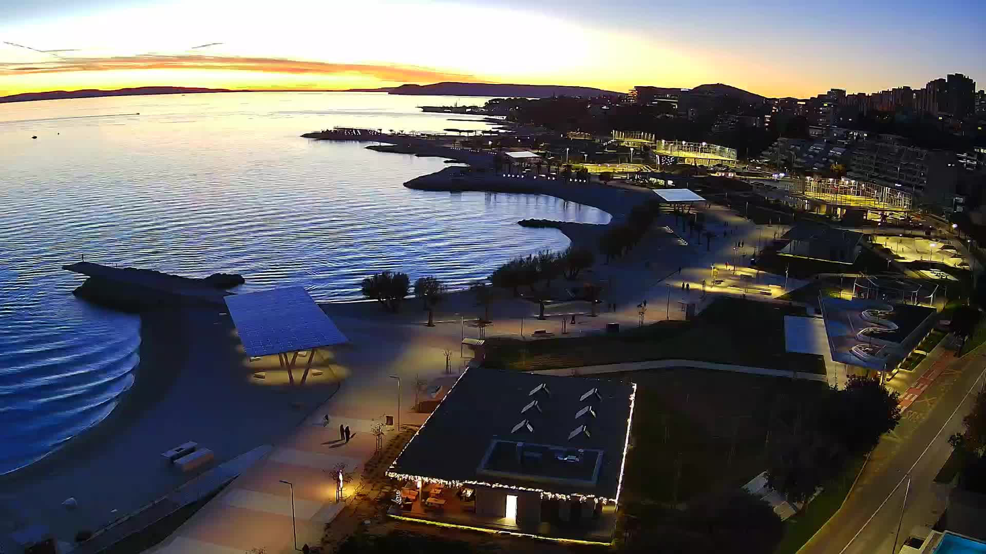 Split – Prenova platoja Žnjan