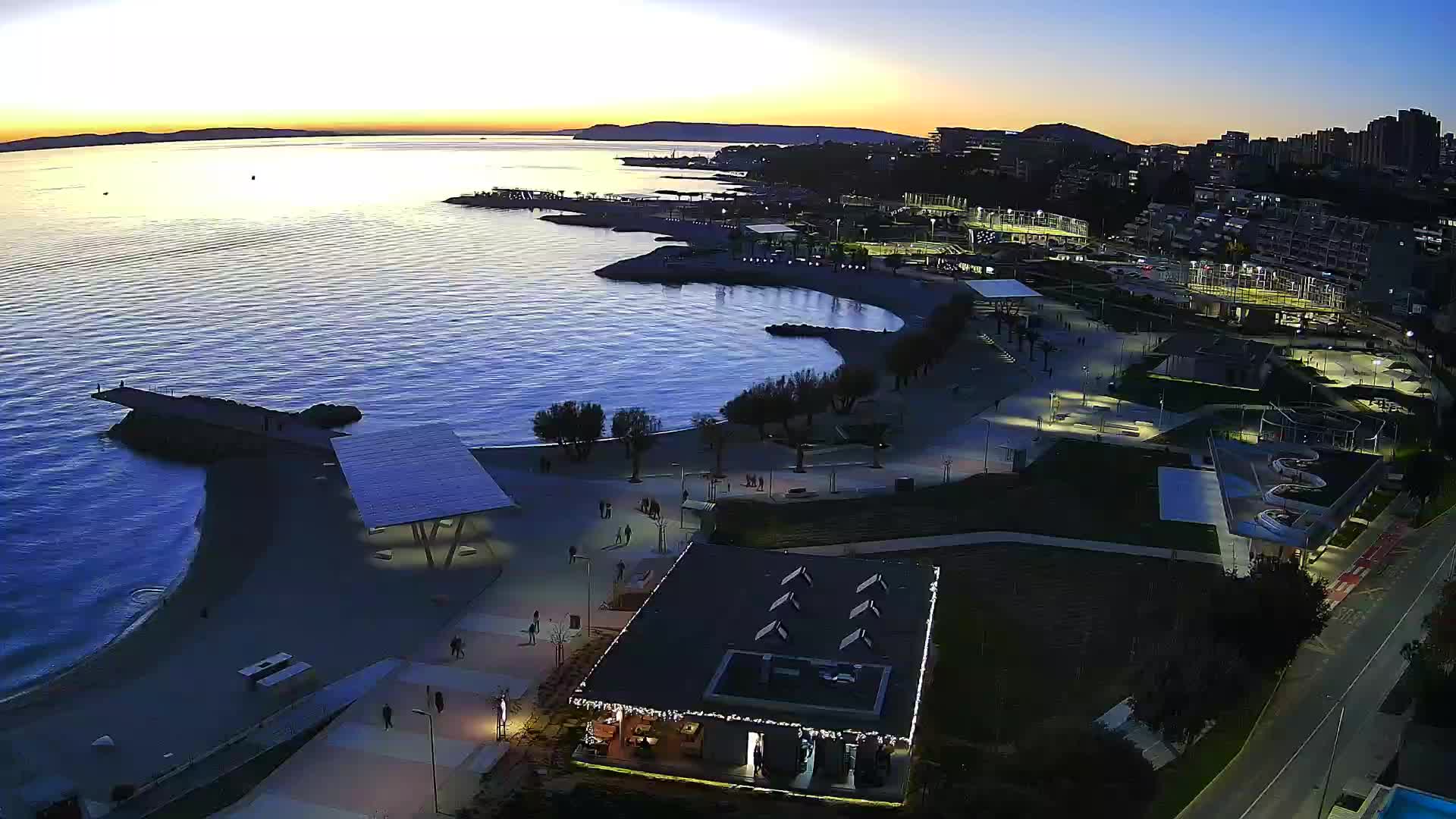 Split – Prenova platoja Žnjan