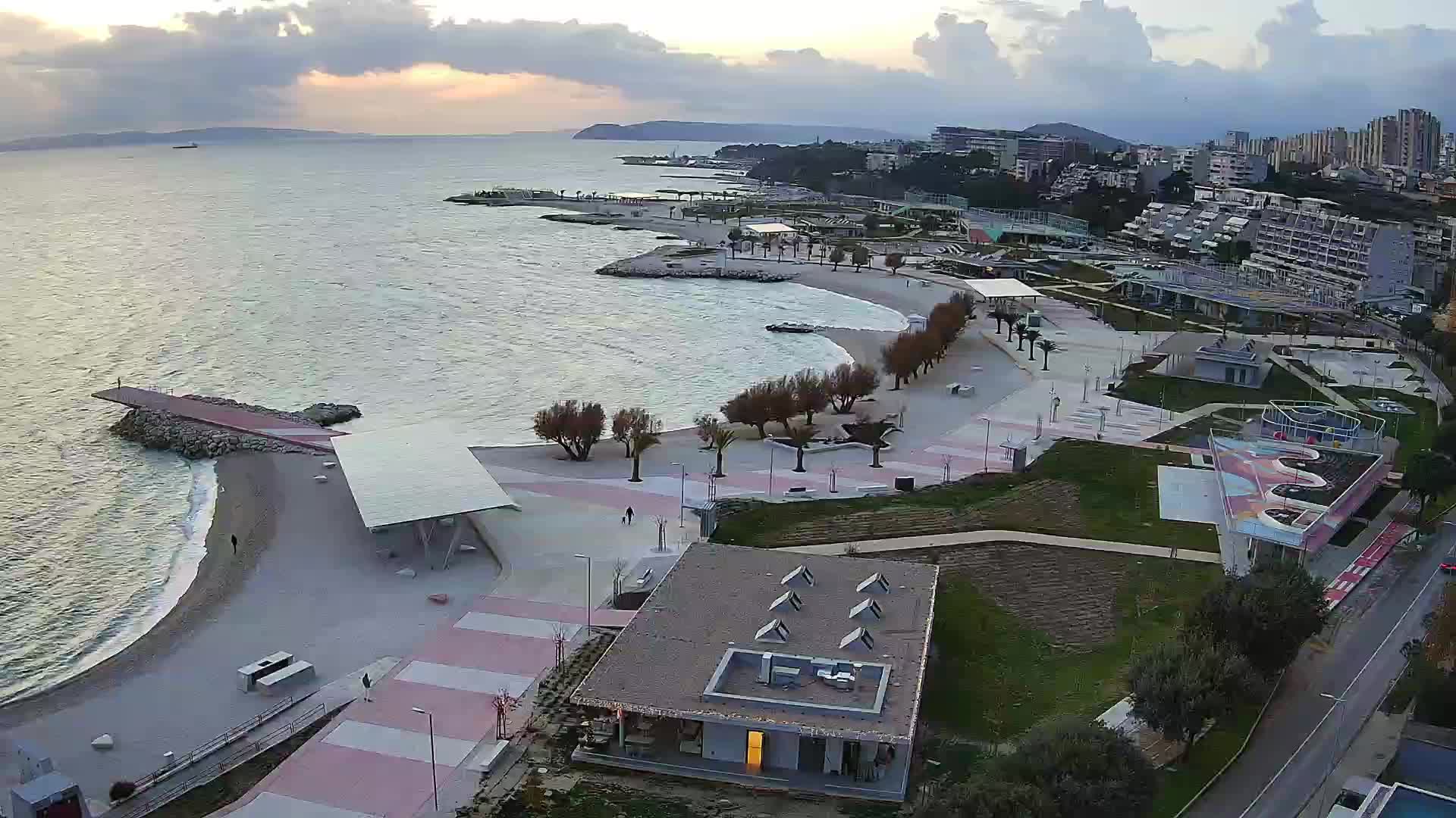 Split – Prenova platoja Žnjan