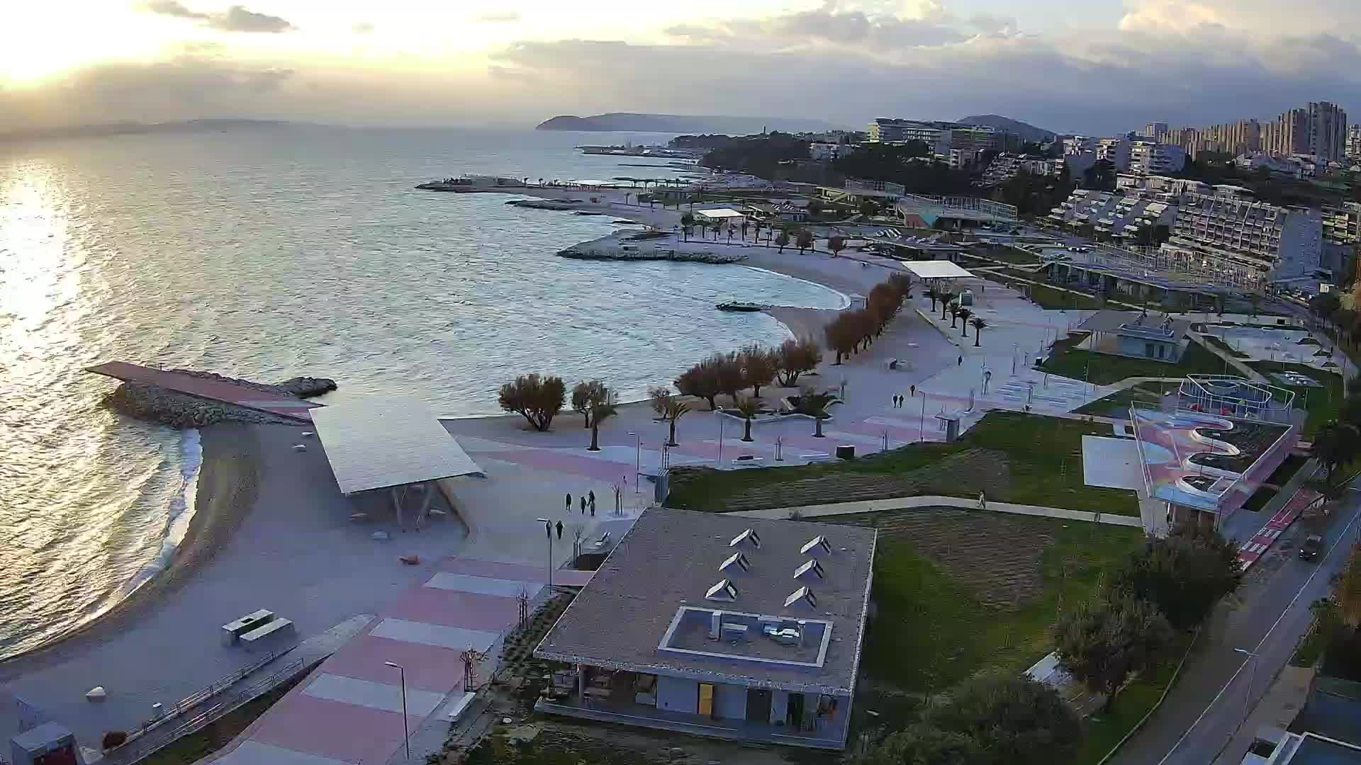 Split – Prenova platoja Žnjan