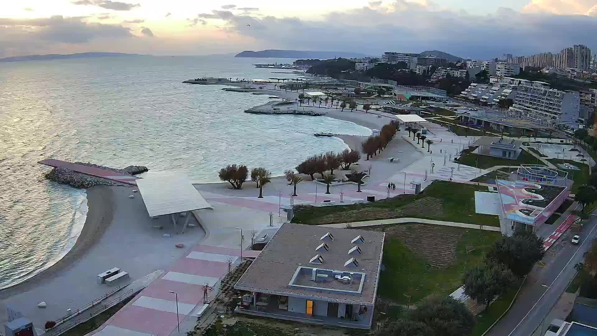 Split – Prenova platoja Žnjan