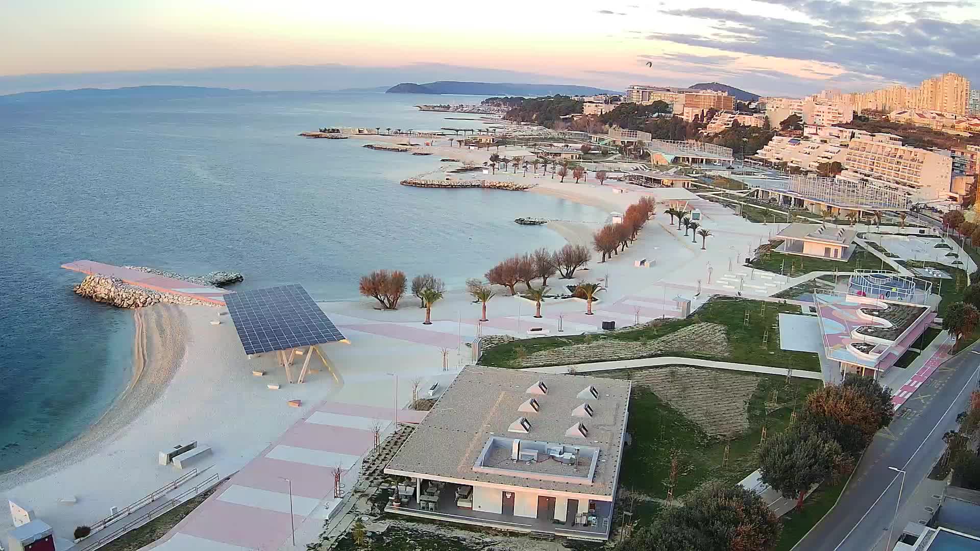 Split – Prenova platoja Žnjan