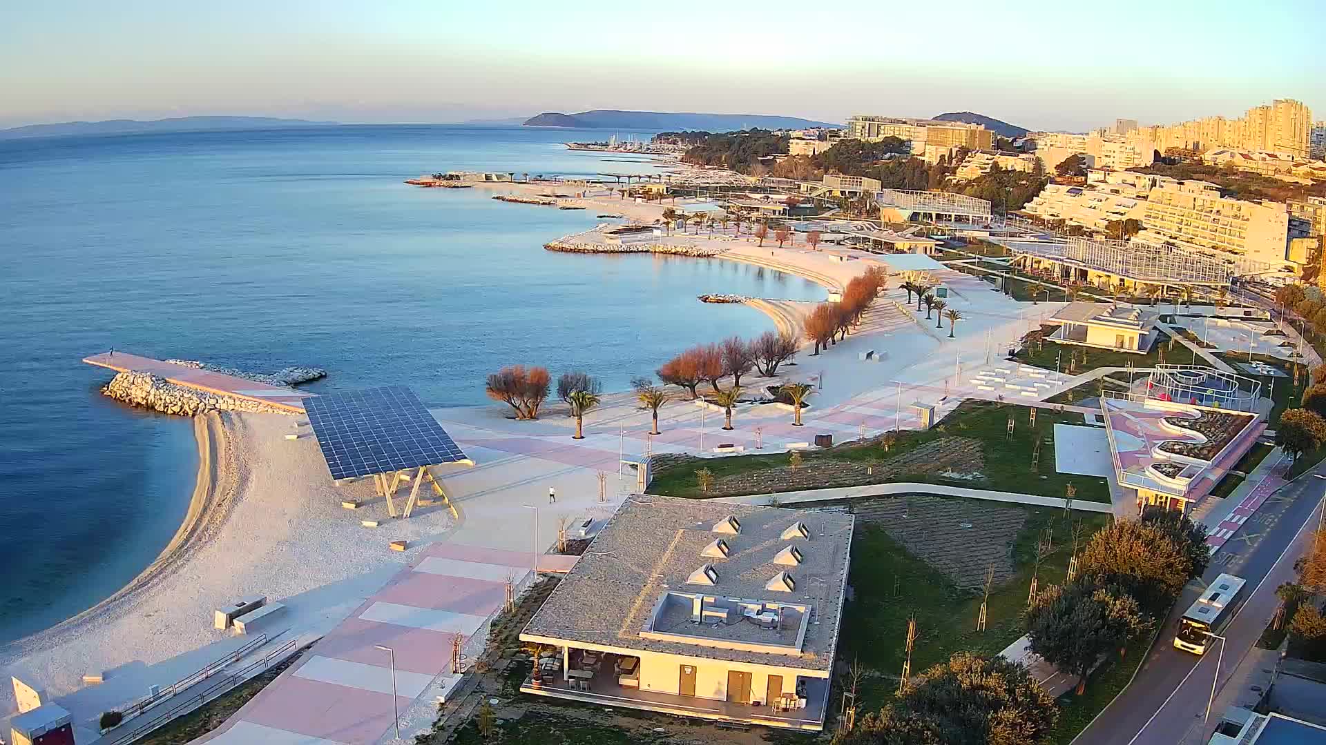 Split – Prenova platoja Žnjan