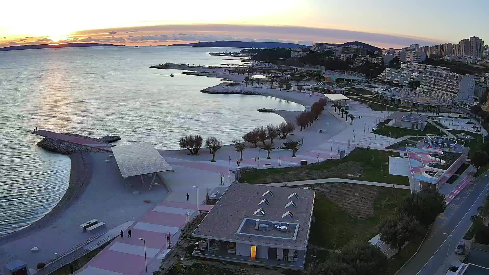 Split – Prenova platoja Žnjan