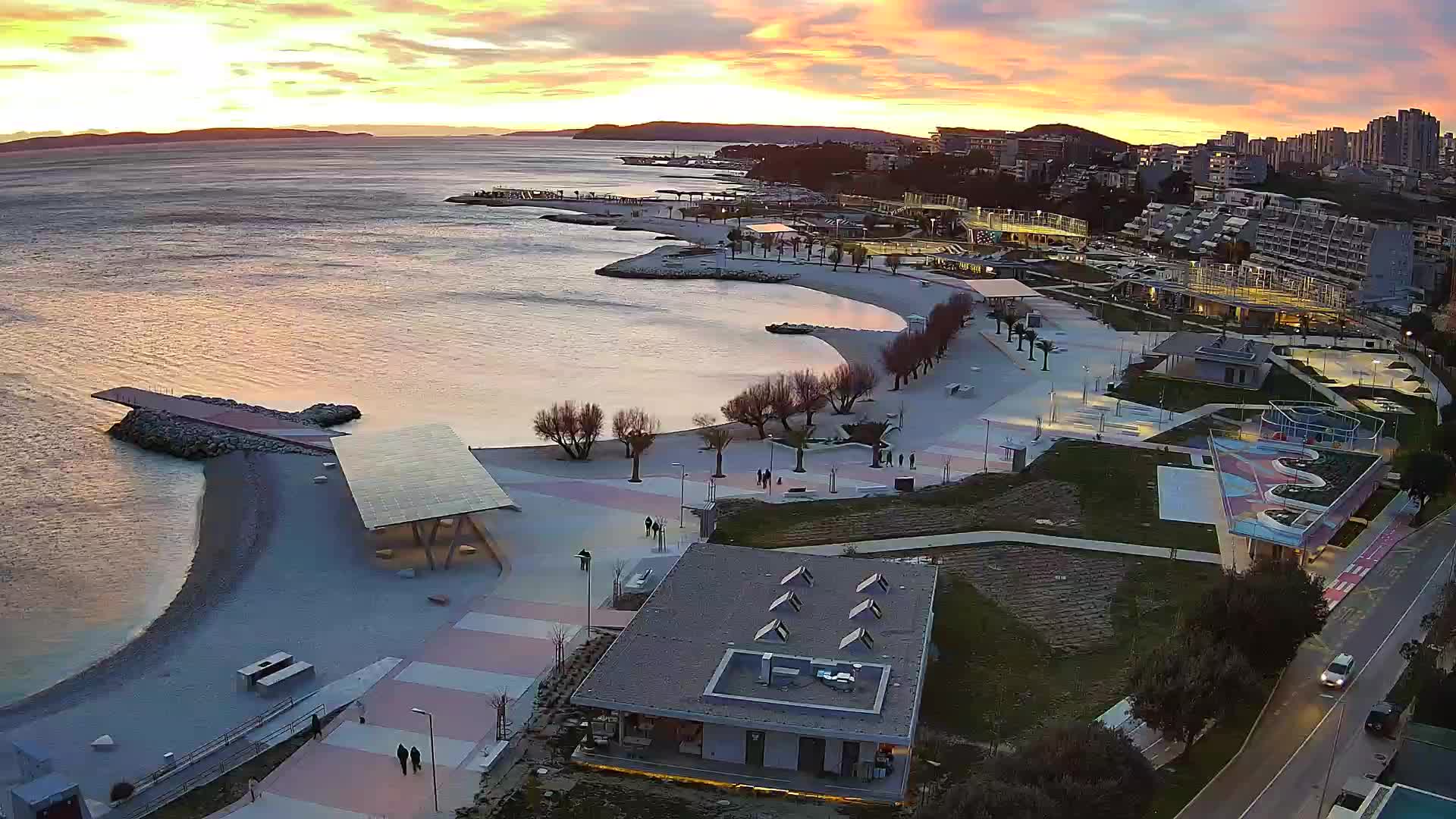 Split – Prenova platoja Žnjan