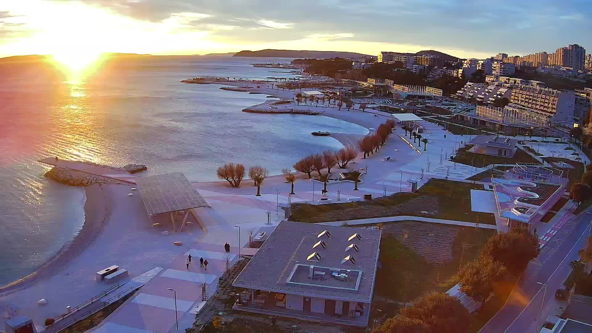 Split – Prenova platoja Žnjan