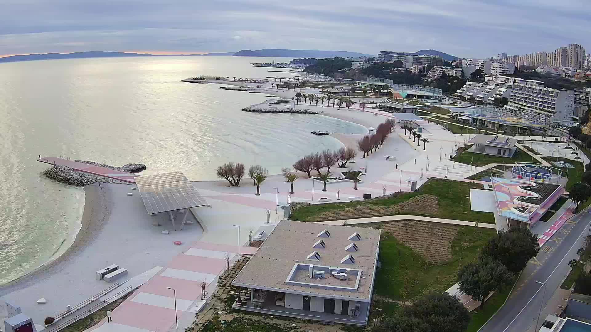 Split – Prenova platoja Žnjan