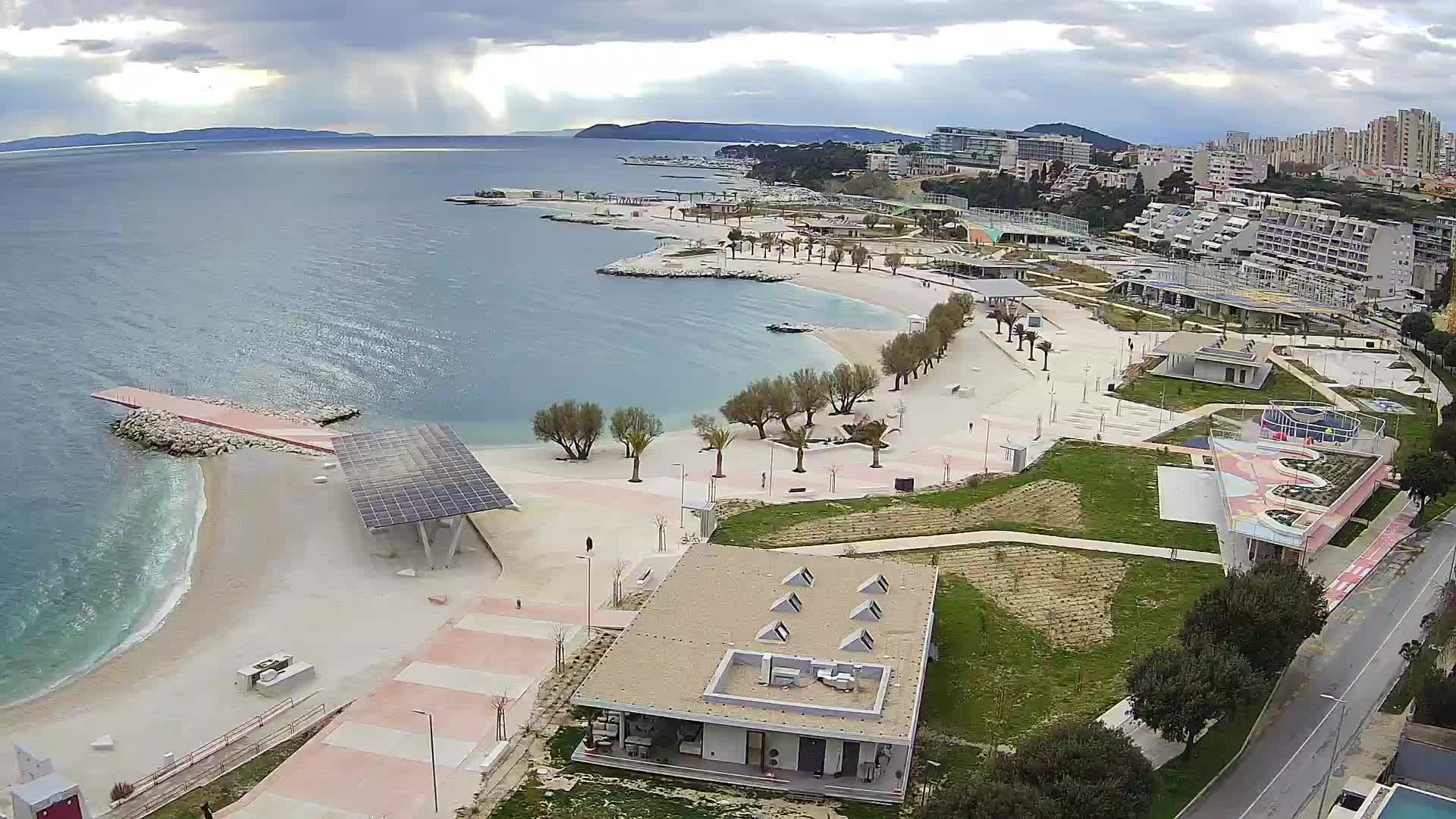 Split – Prenova platoja Žnjan