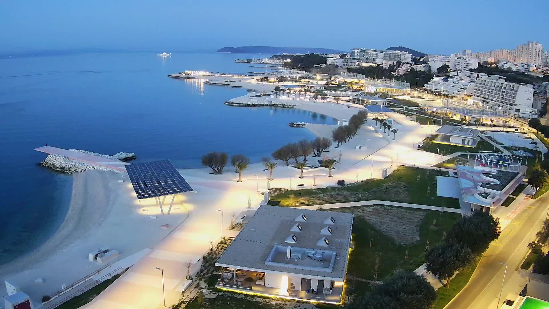 Split – Prenova platoja Žnjan