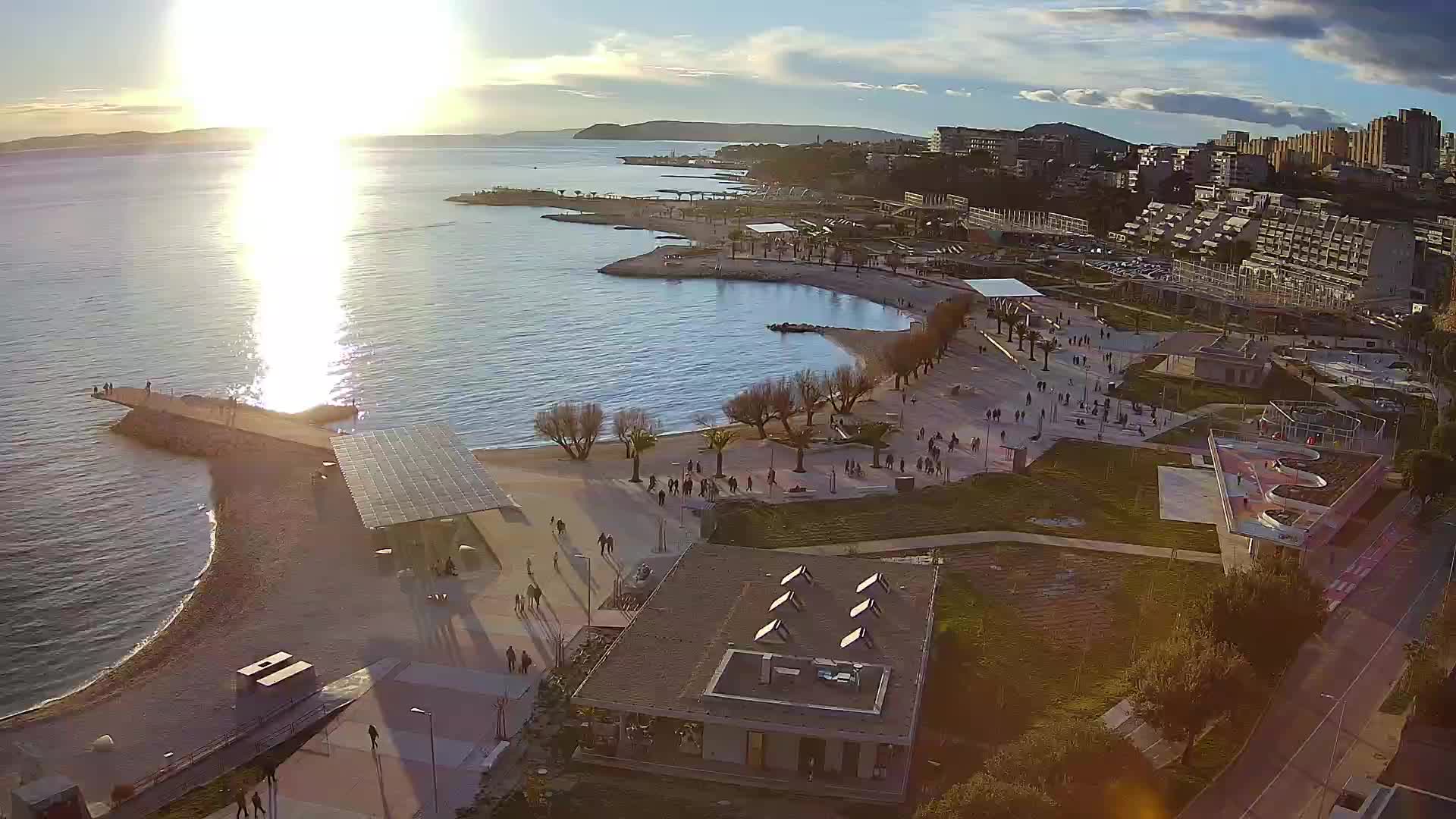 Split – Prenova platoja Žnjan