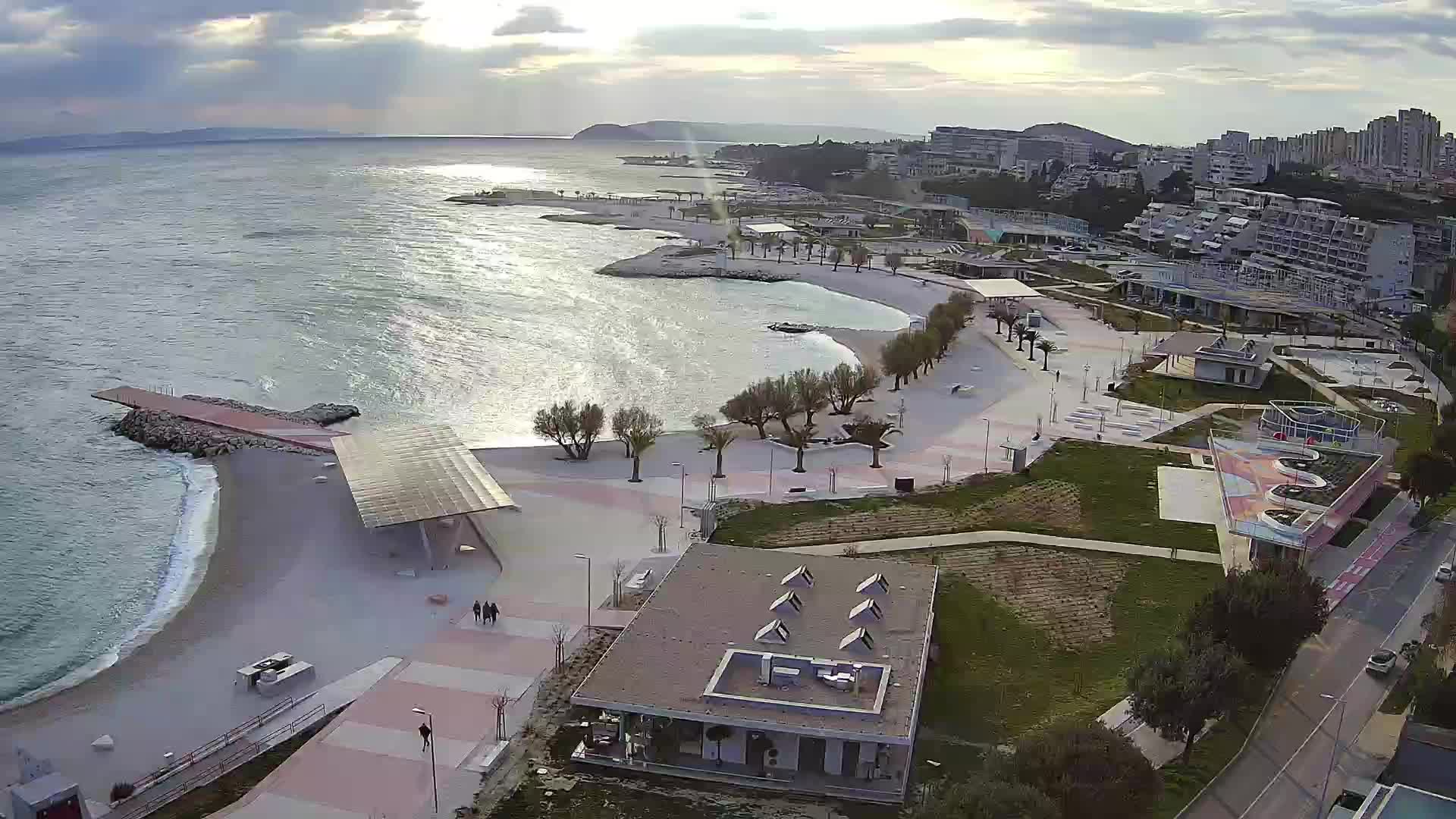 Split – Prenova platoja Žnjan