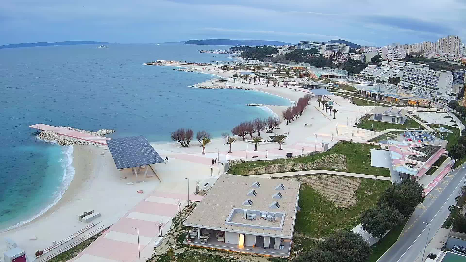 Split – Prenova platoja Žnjan