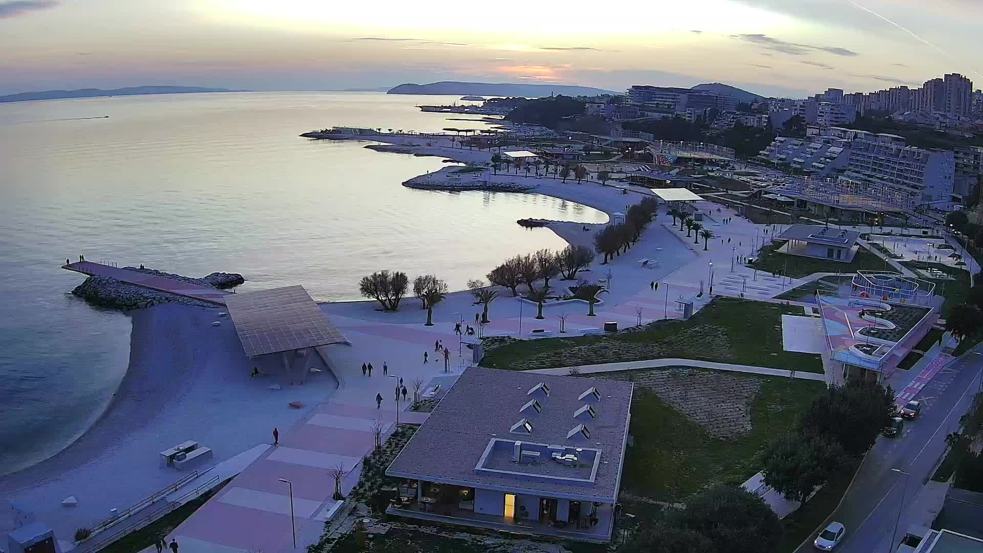 Split – Prenova platoja Žnjan