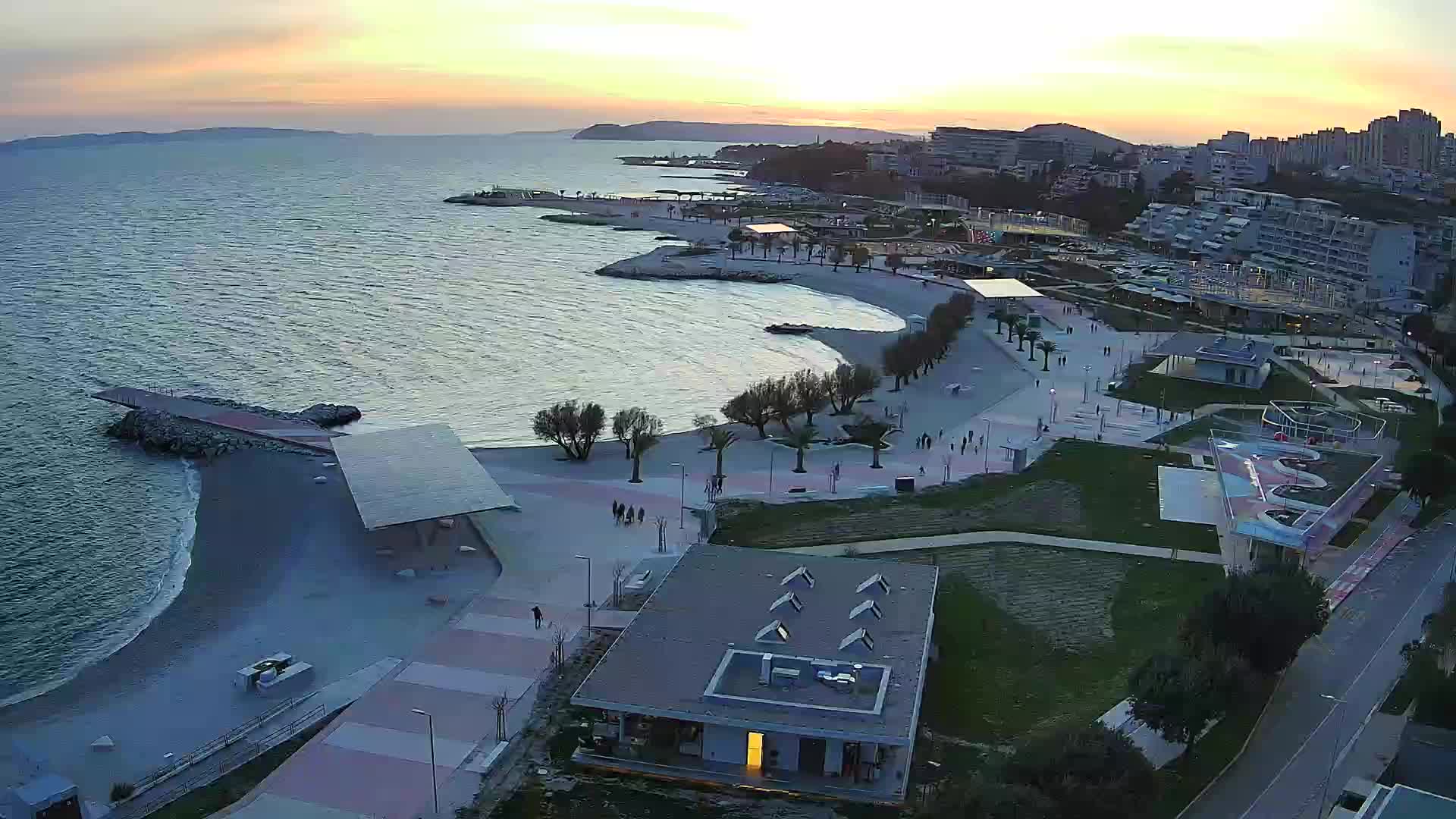 Split – Prenova platoja Žnjan