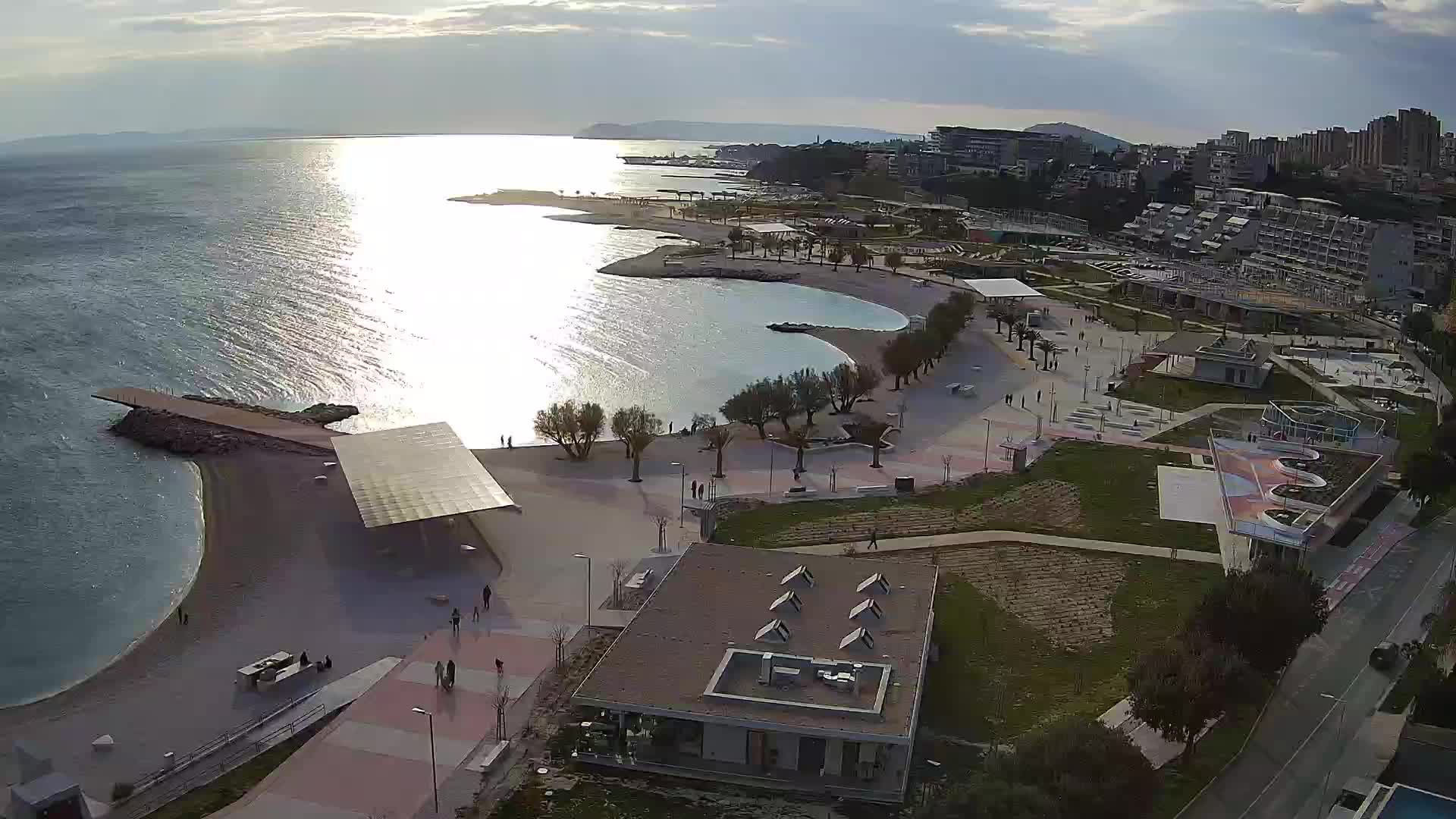 Split – Prenova platoja Žnjan