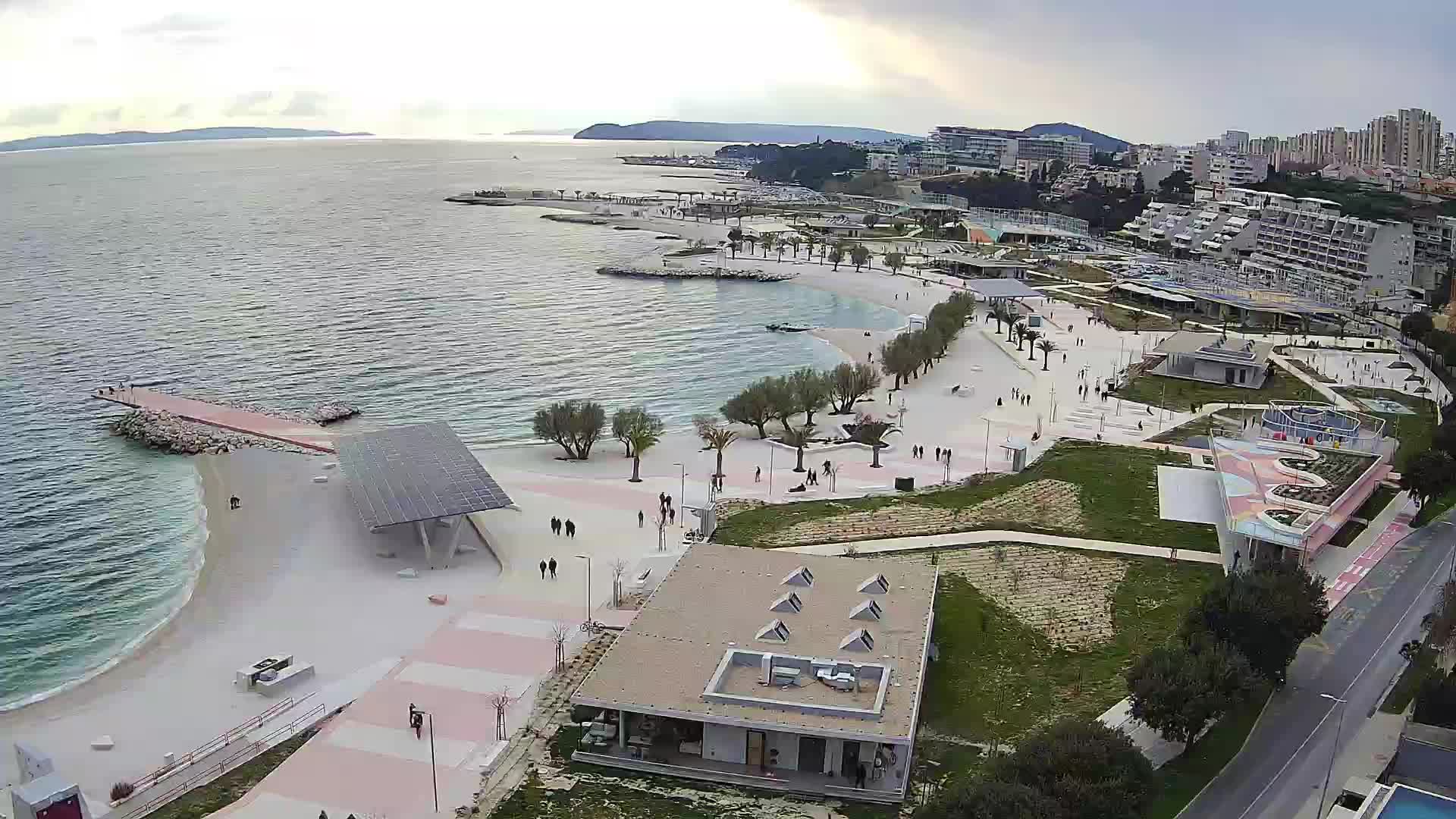Split – Prenova platoja Žnjan