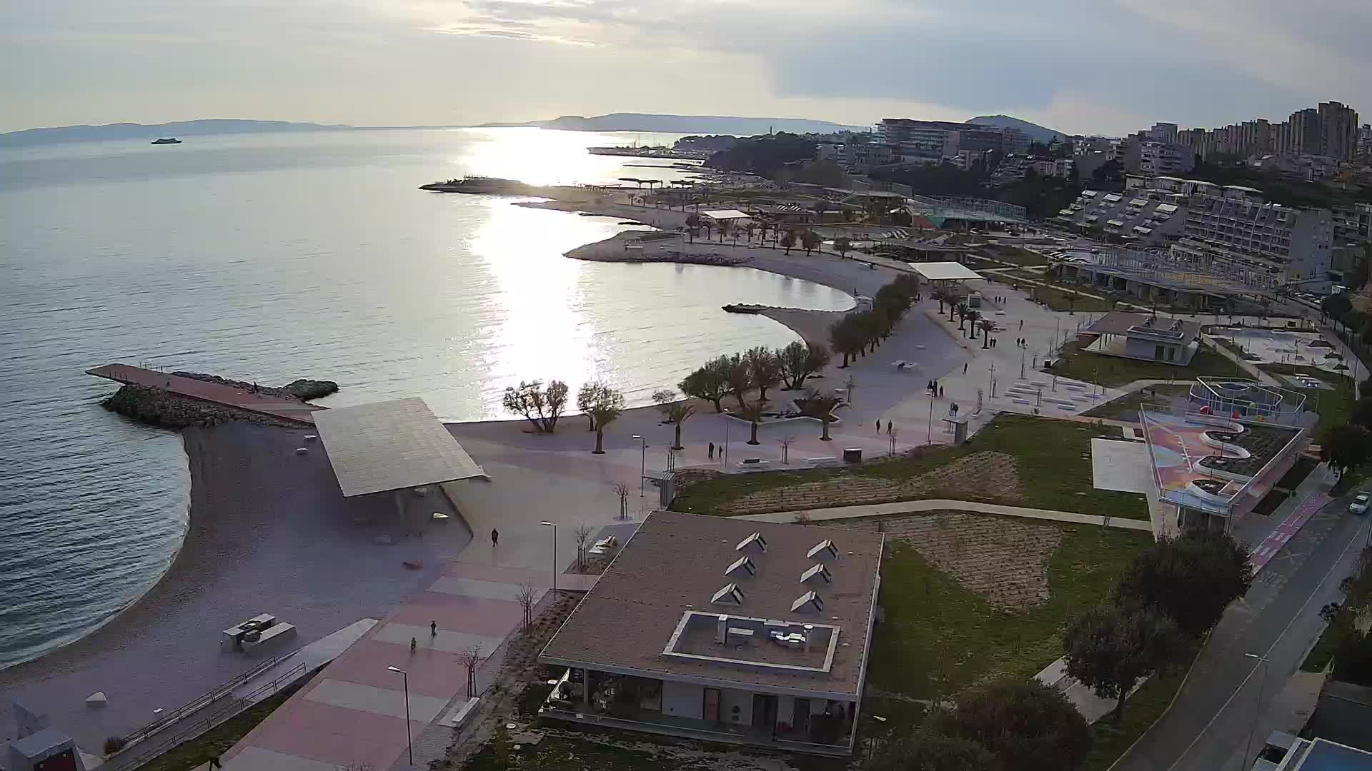Split – Prenova platoja Žnjan