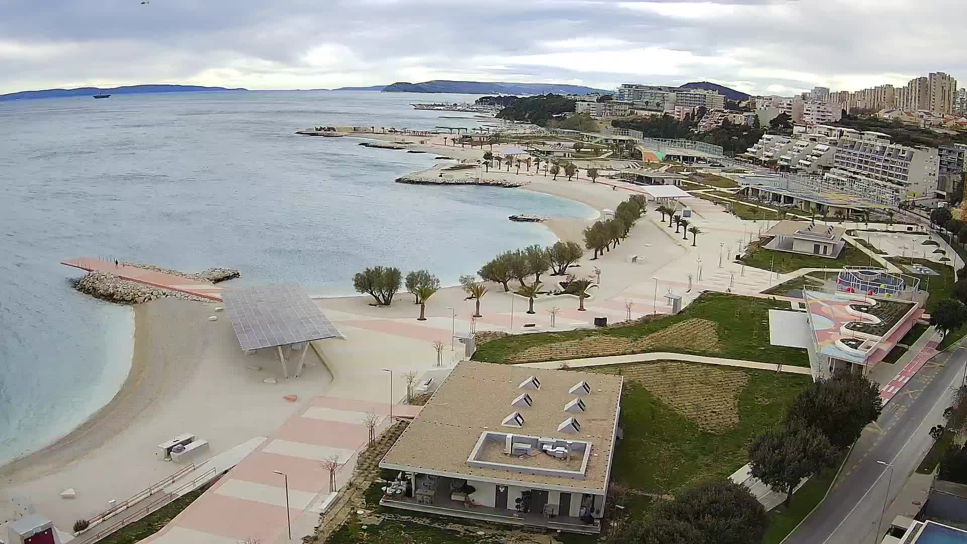 Split – Prenova platoja Žnjan